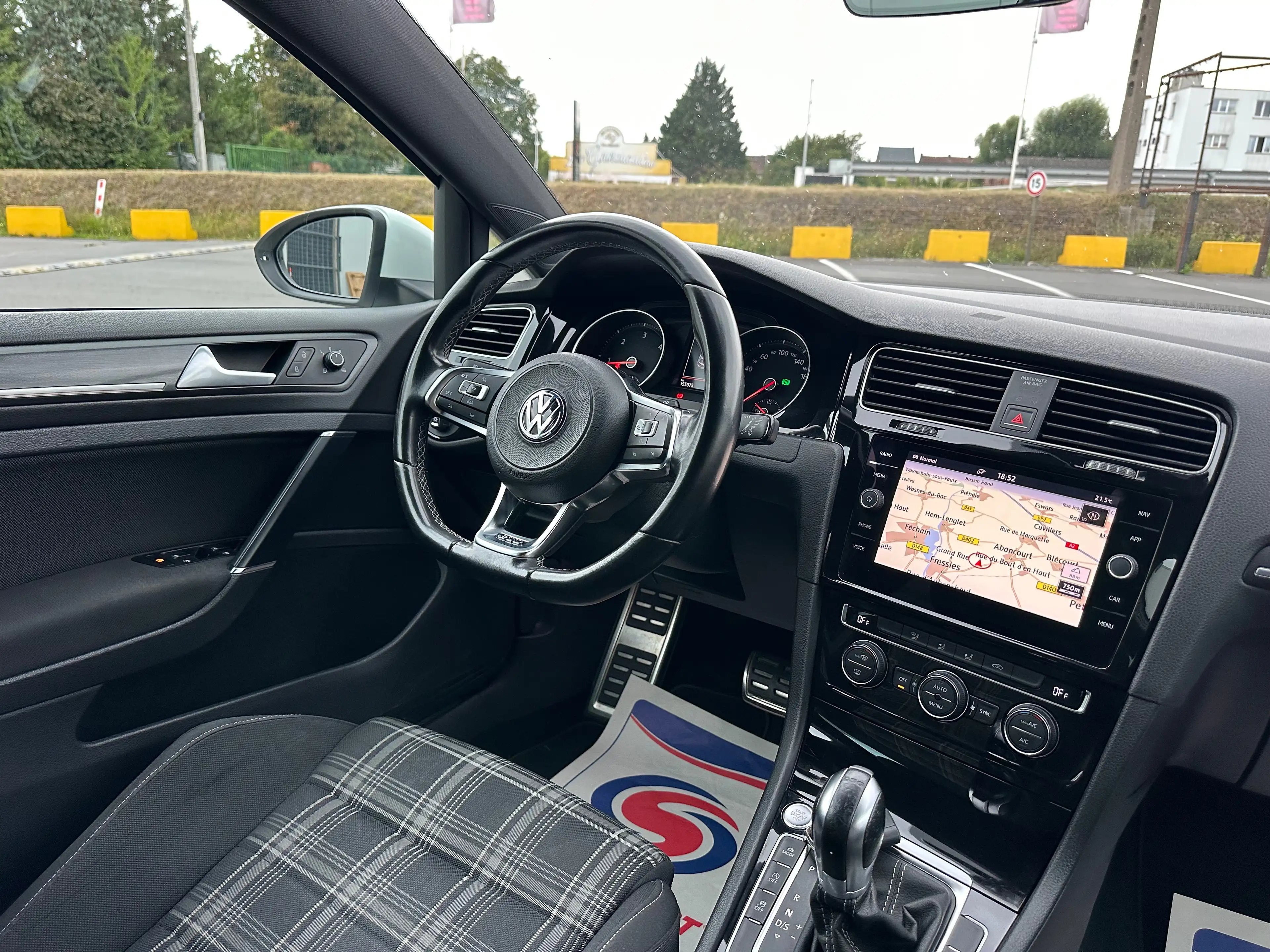 Volkswagen Golf GTD Golf 2.0 TDi DSG KEYLESS / FULL LED / CAPLAY — photo 7