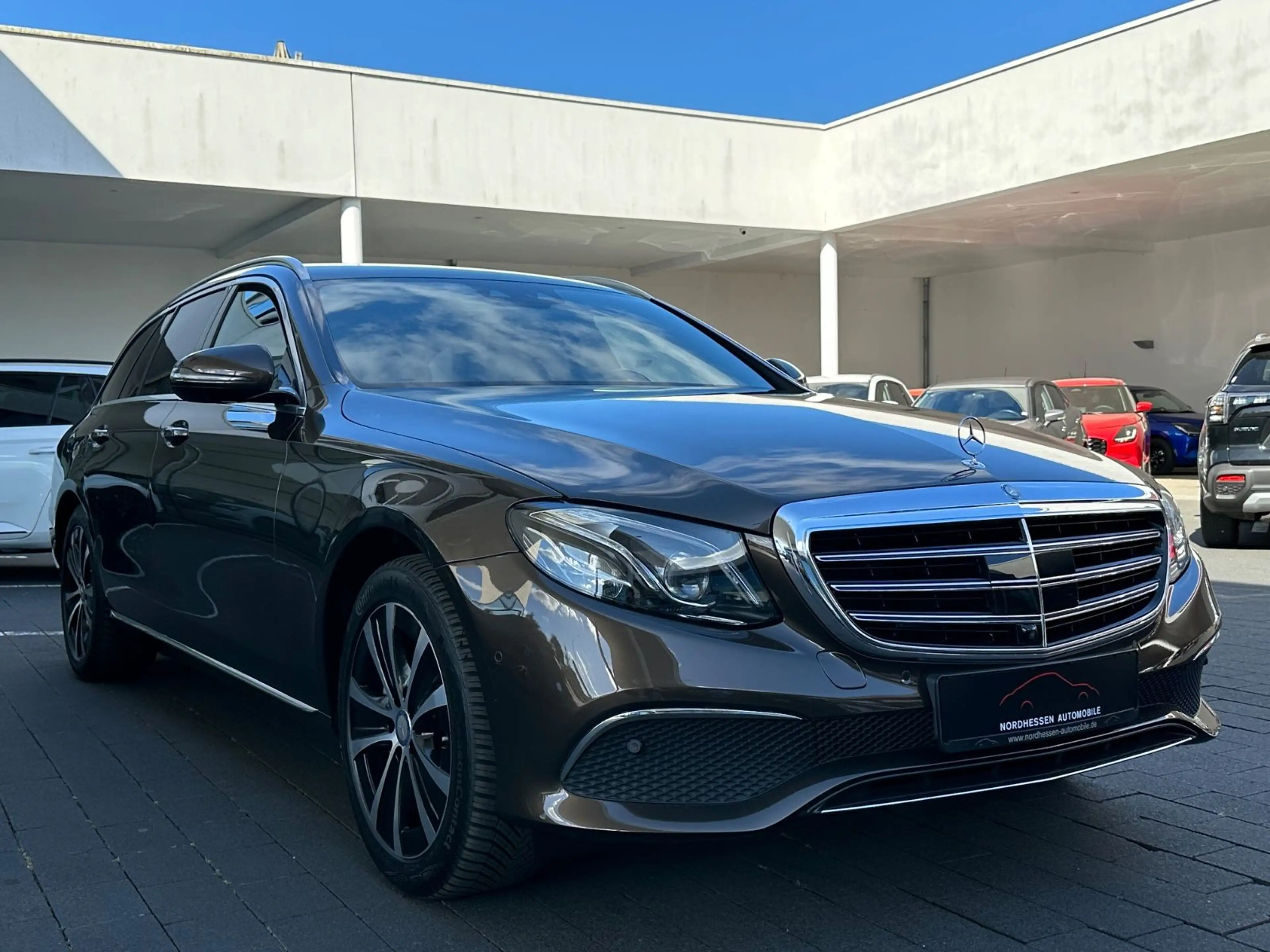 Mercedes-Benz E 350 d T Exclusive | Burmester | Widescreen — photo 2
