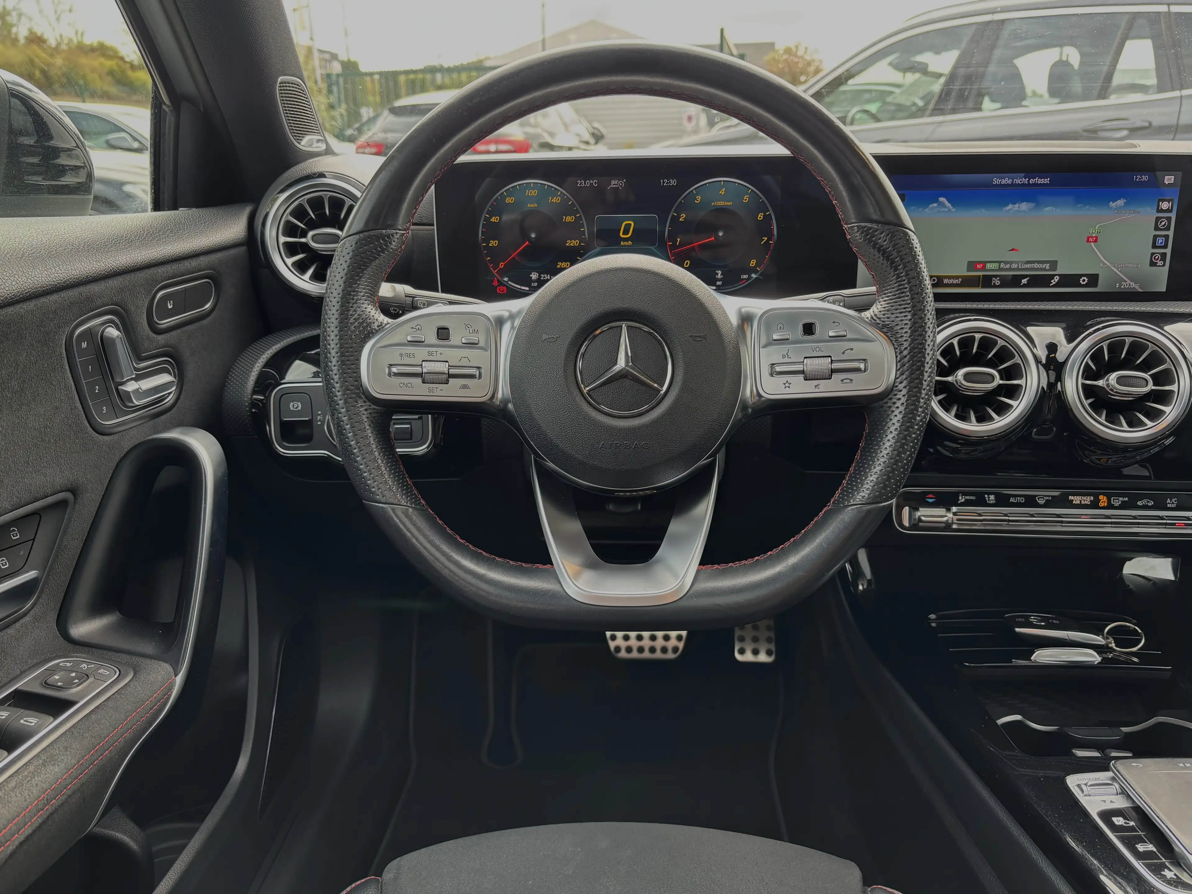 Mercedes-Benz A 250 A 250 4Matic 7G-DCT AMG Line — photo 9