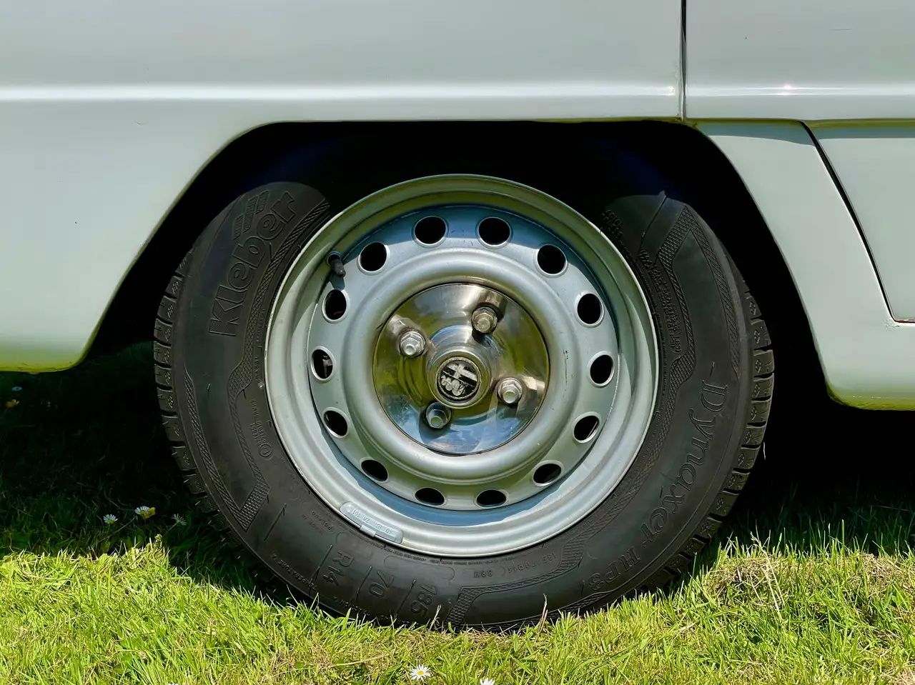 Alfa Romeo Giulia 1300 Wat een enorm lekker wit Supertje is dit!, foto 11