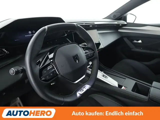 Peugeot 308 view 11