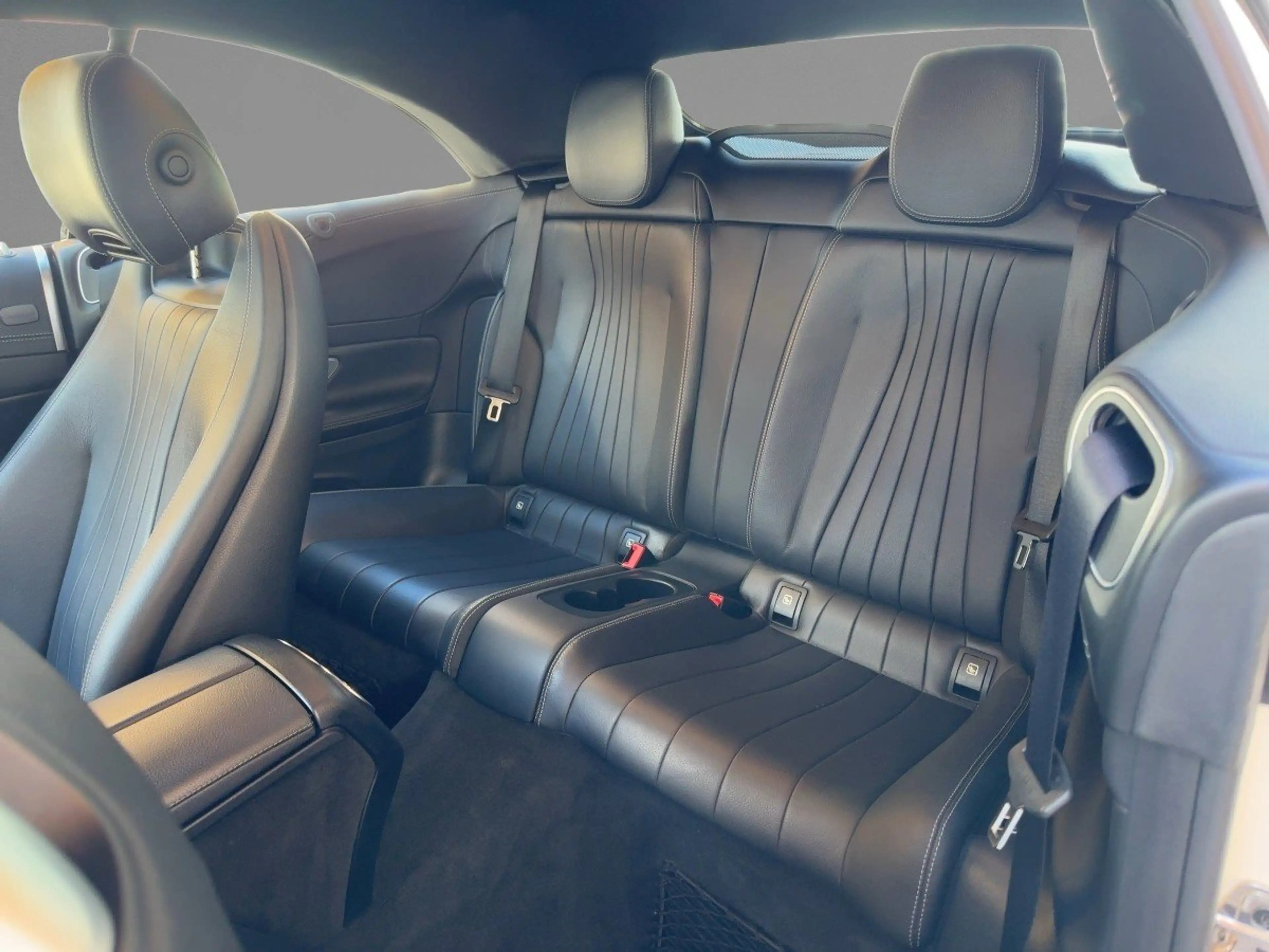 Mercedes-Benz E 220 d Cabriolet AMG-Line LED DISTR HeadUp Burme — photo 9