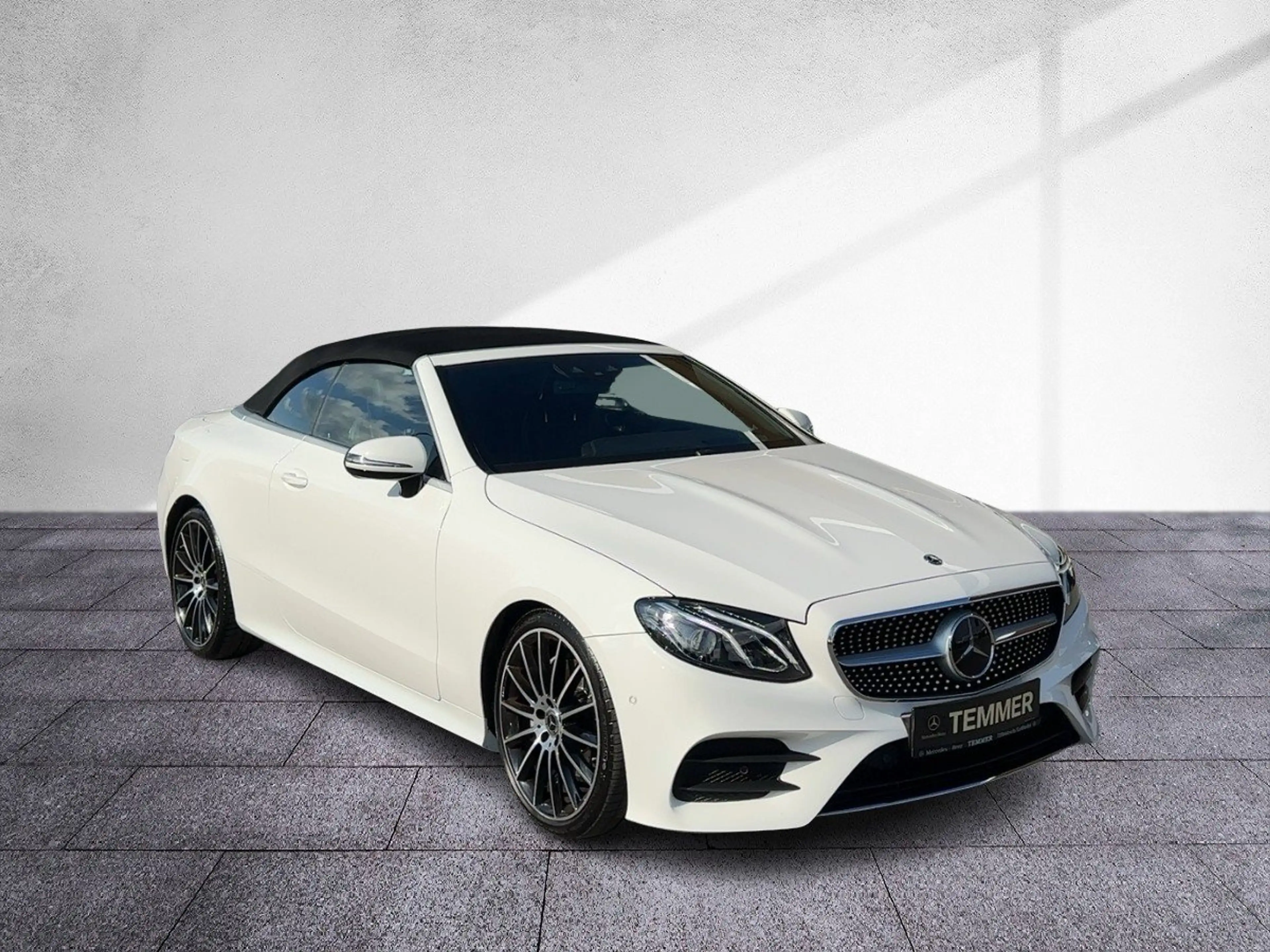 Mercedes-Benz E 220 d Cabriolet AMG-Line LED DISTR HeadUp Burme — photo 6