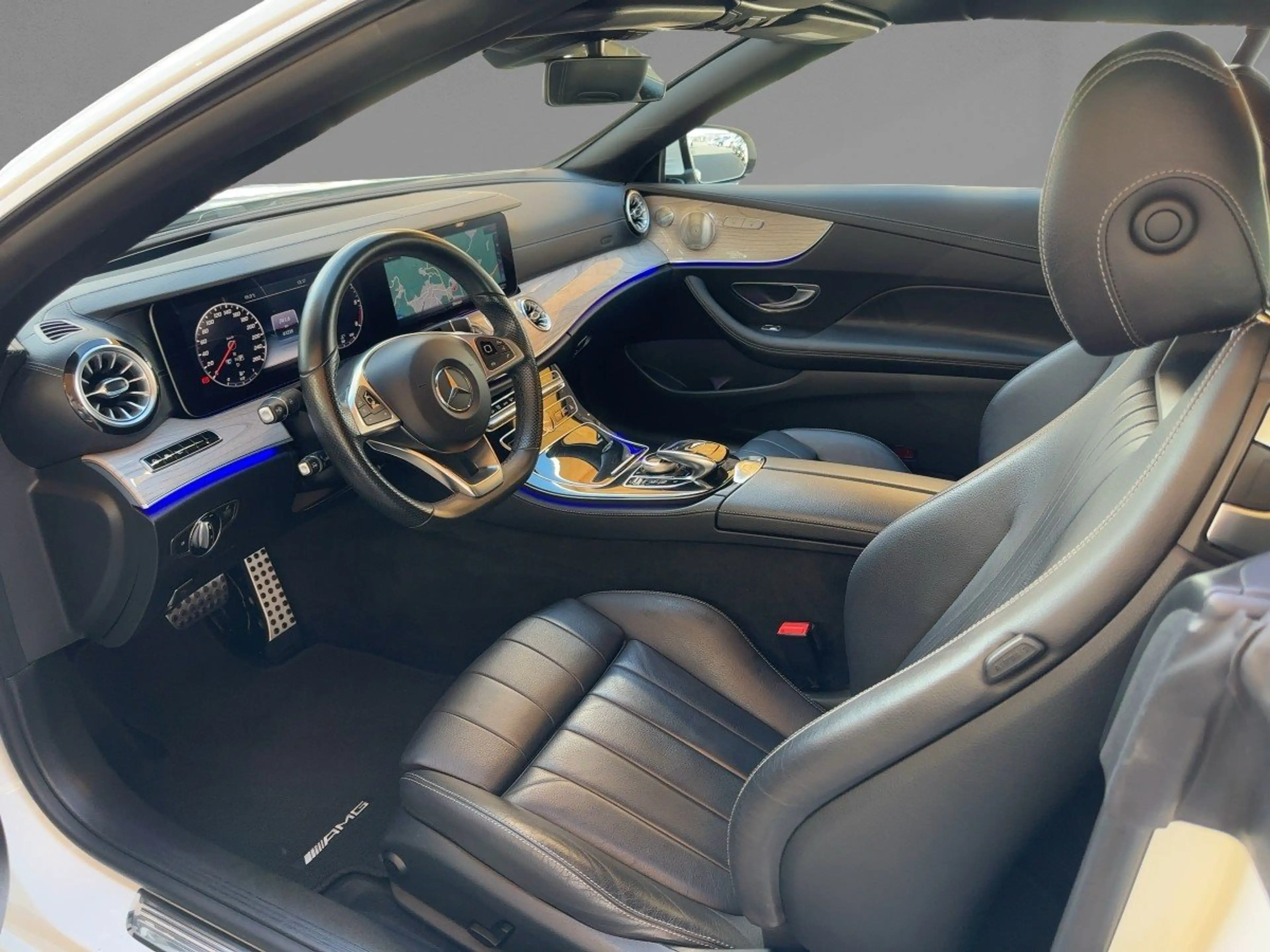 Mercedes-Benz E 220 d Cabriolet AMG-Line LED DISTR HeadUp Burme — photo 8