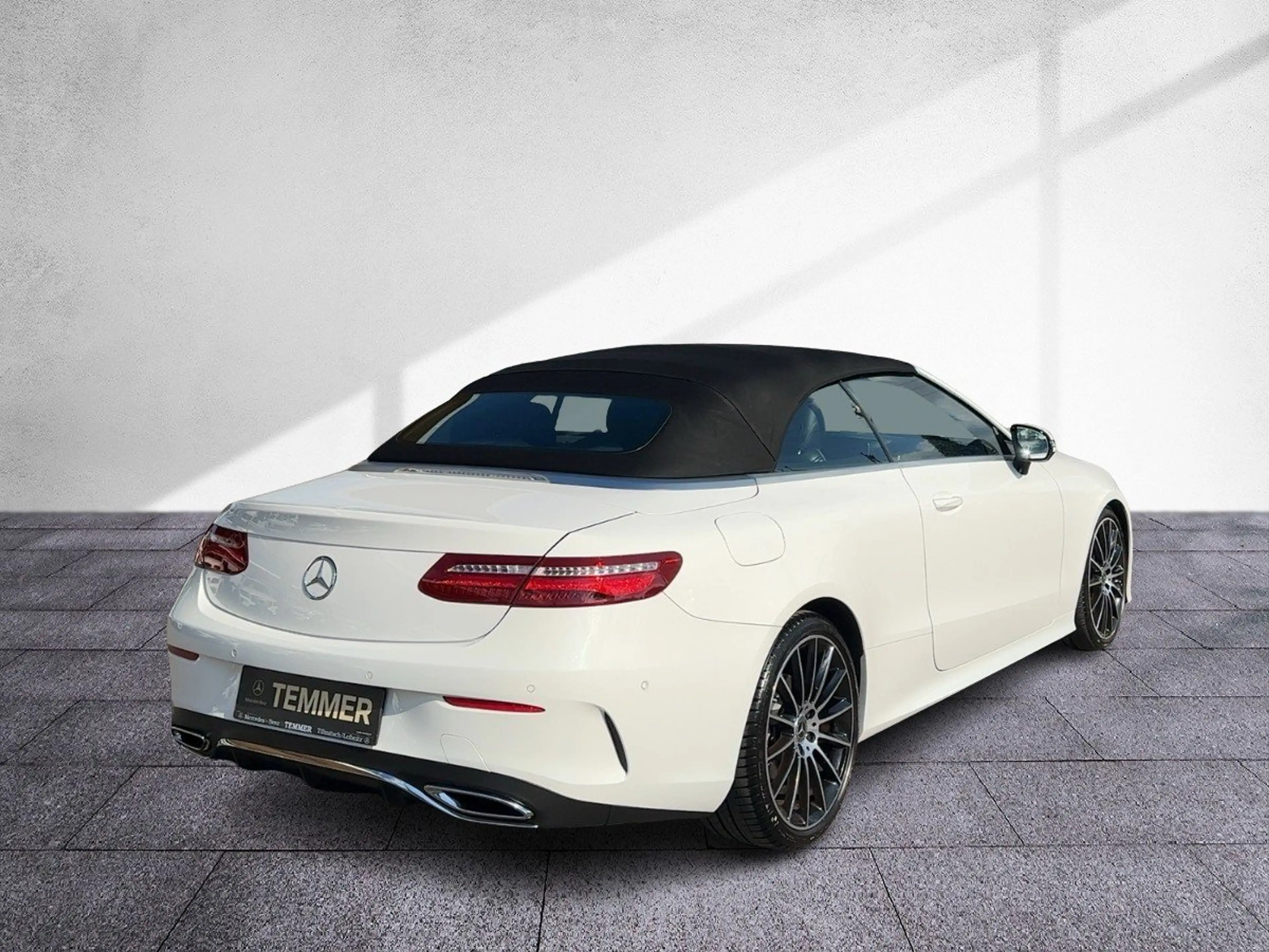 Mercedes-Benz E 220 d Cabriolet AMG-Line LED DISTR HeadUp Burme — photo 5