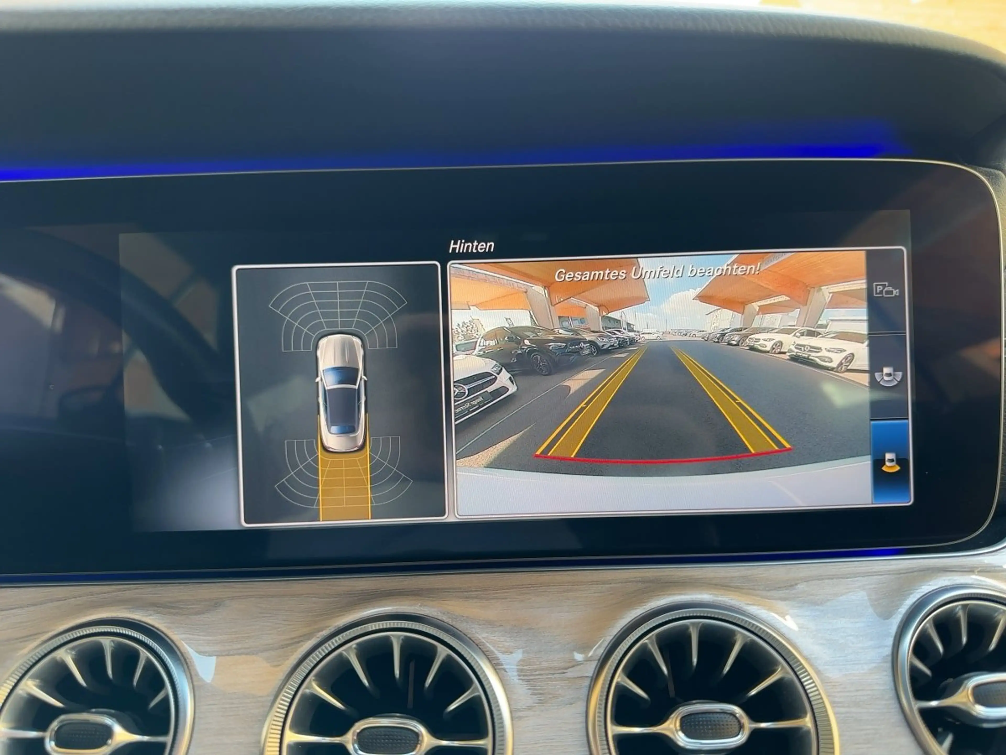 Mercedes-Benz E 220 d Cabriolet AMG-Line LED DISTR HeadUp Burme — photo 15