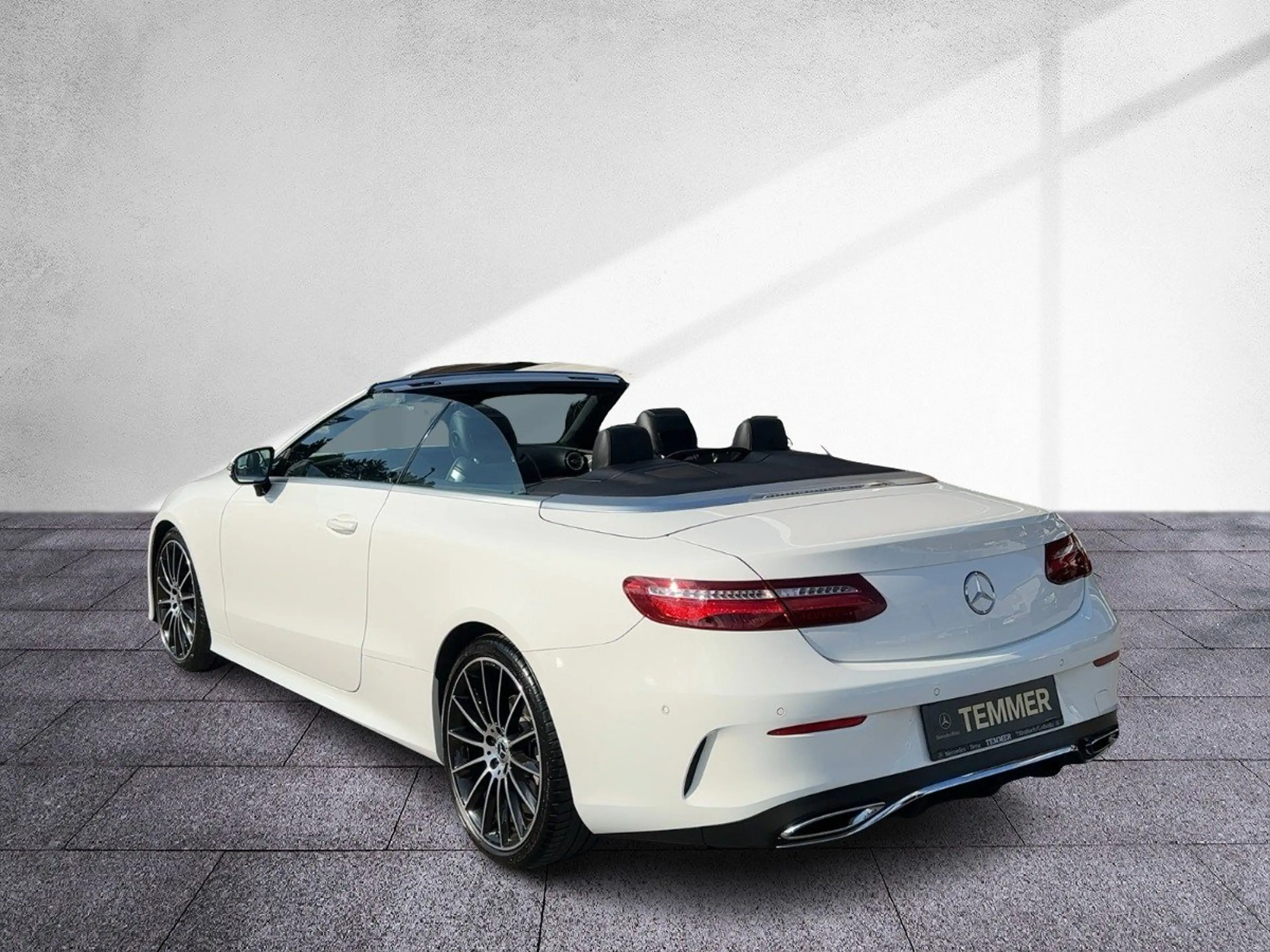 Mercedes-Benz E 220 d Cabriolet AMG-Line LED DISTR HeadUp Burme — photo 4