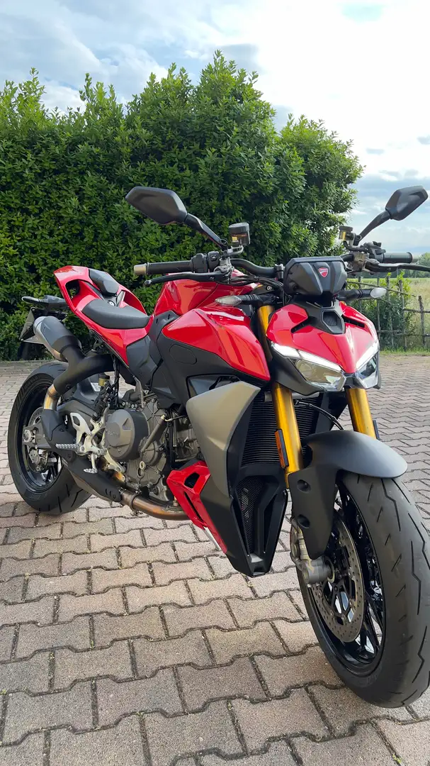 Ducati Streetfighter V2s Rouge - 1