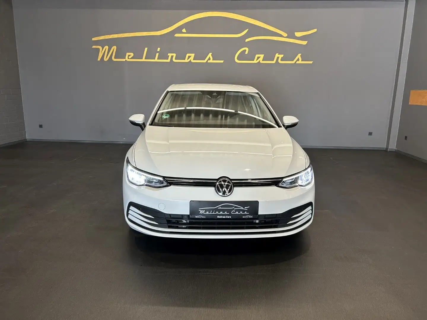 Volkswagen Golf VIII Lim. Life,Aut,2HD,SH,dt.Fahrzeug Weiß - 1