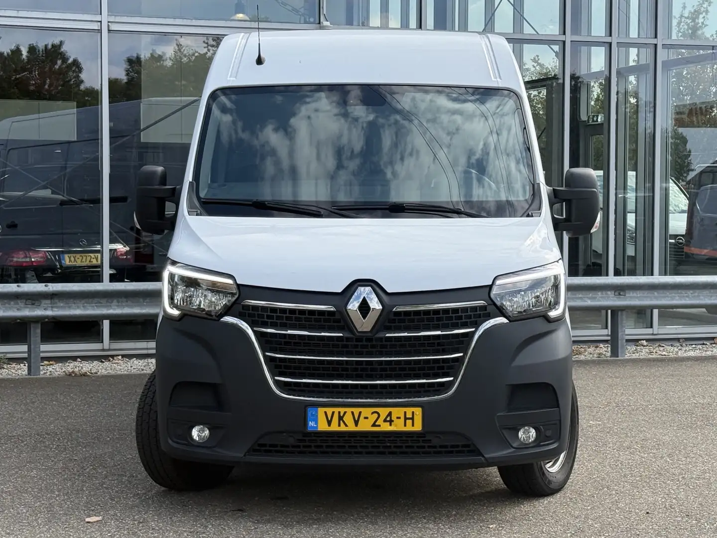 Renault Master T35 2.3 dCi 135 L2H2 | Trekhaak | Navi | Carplay | Wit - 2