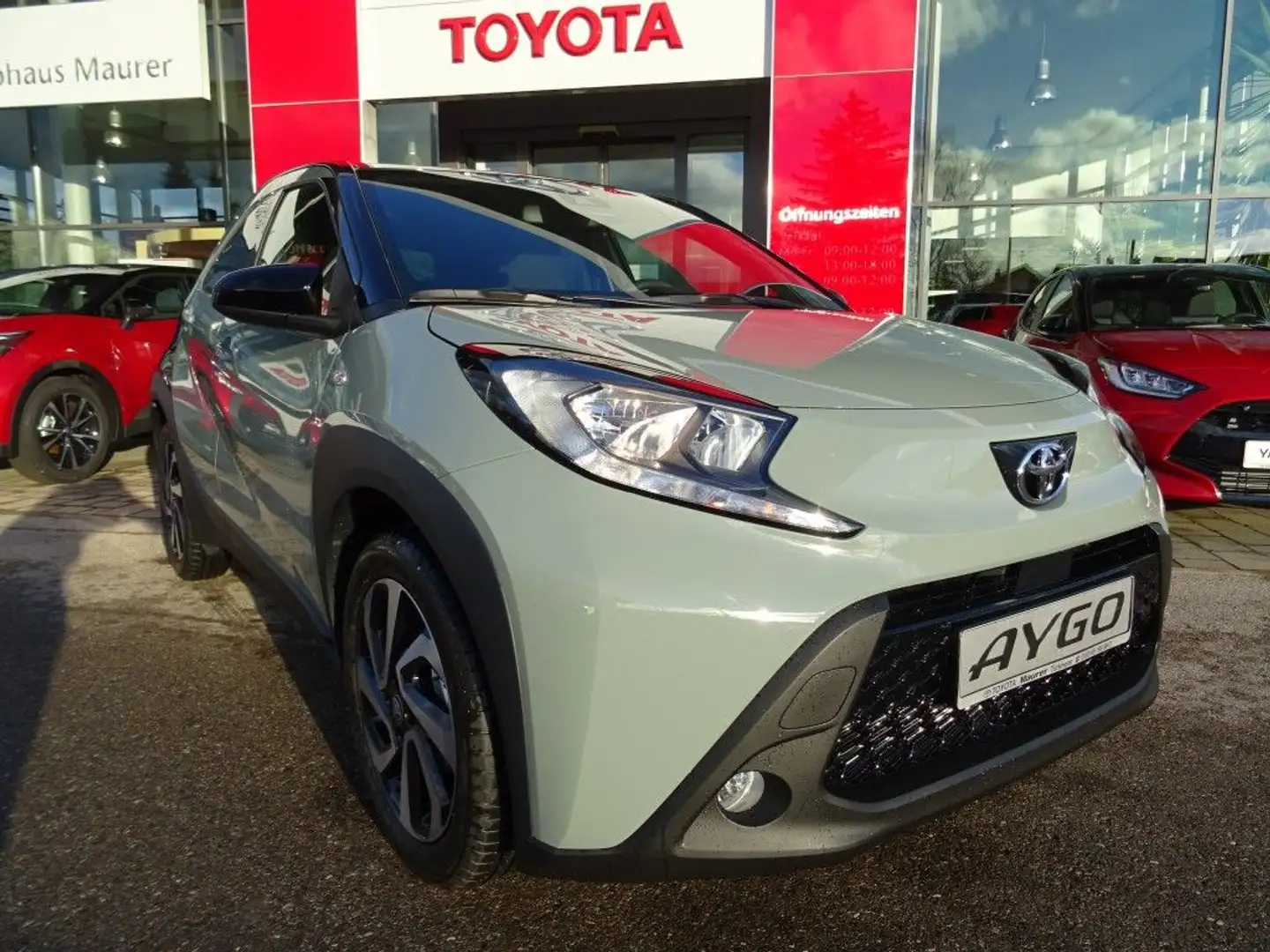 Toyota Aygo X Teamplayer Verde - 1