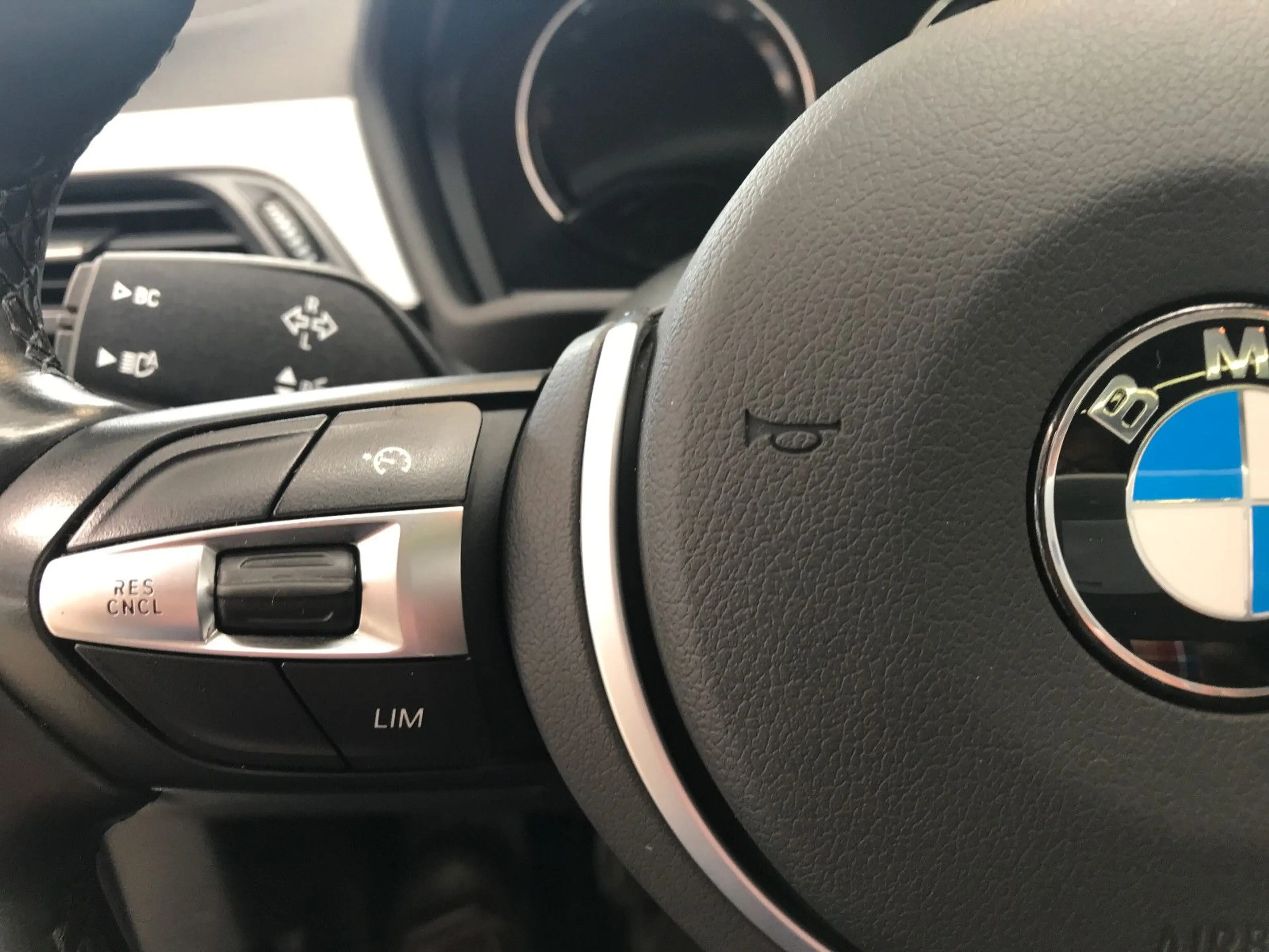 BMW X2 xDrive 18 d Advantage, Rückfahrkamera — photo 13