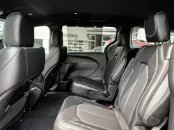 Chrysler Pacifica 2027
