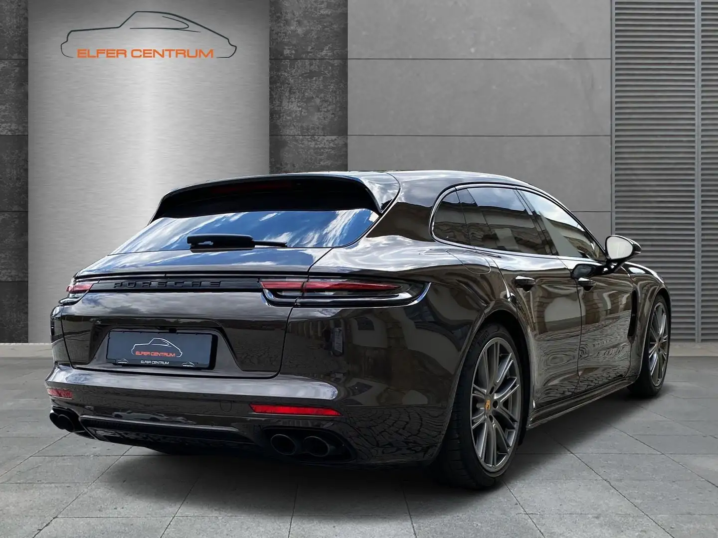 Porsche Panamera Sport Turismo Turbo/Approved  01.2027 Brun - 2