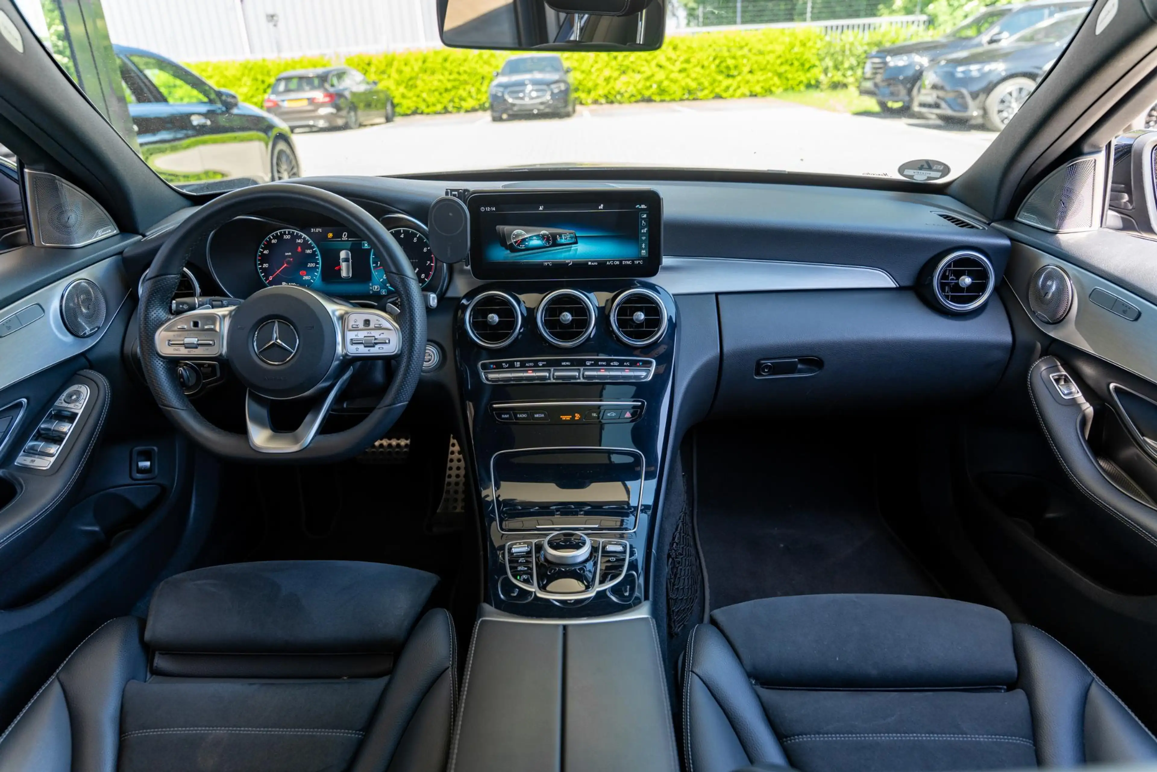 Mercedes-Benz C 180 Estate Business Solution AMG | Night | Panoramadak — photo 8