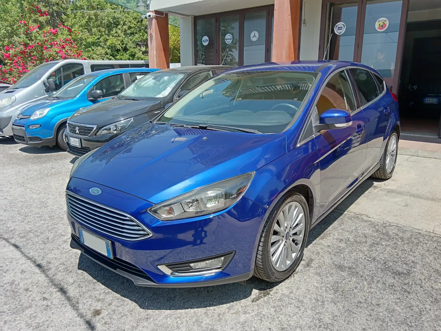 Ford Focus 1.5 TDCI 120CV TITANIUM UNICOPROPRIETARIO Blau - 1