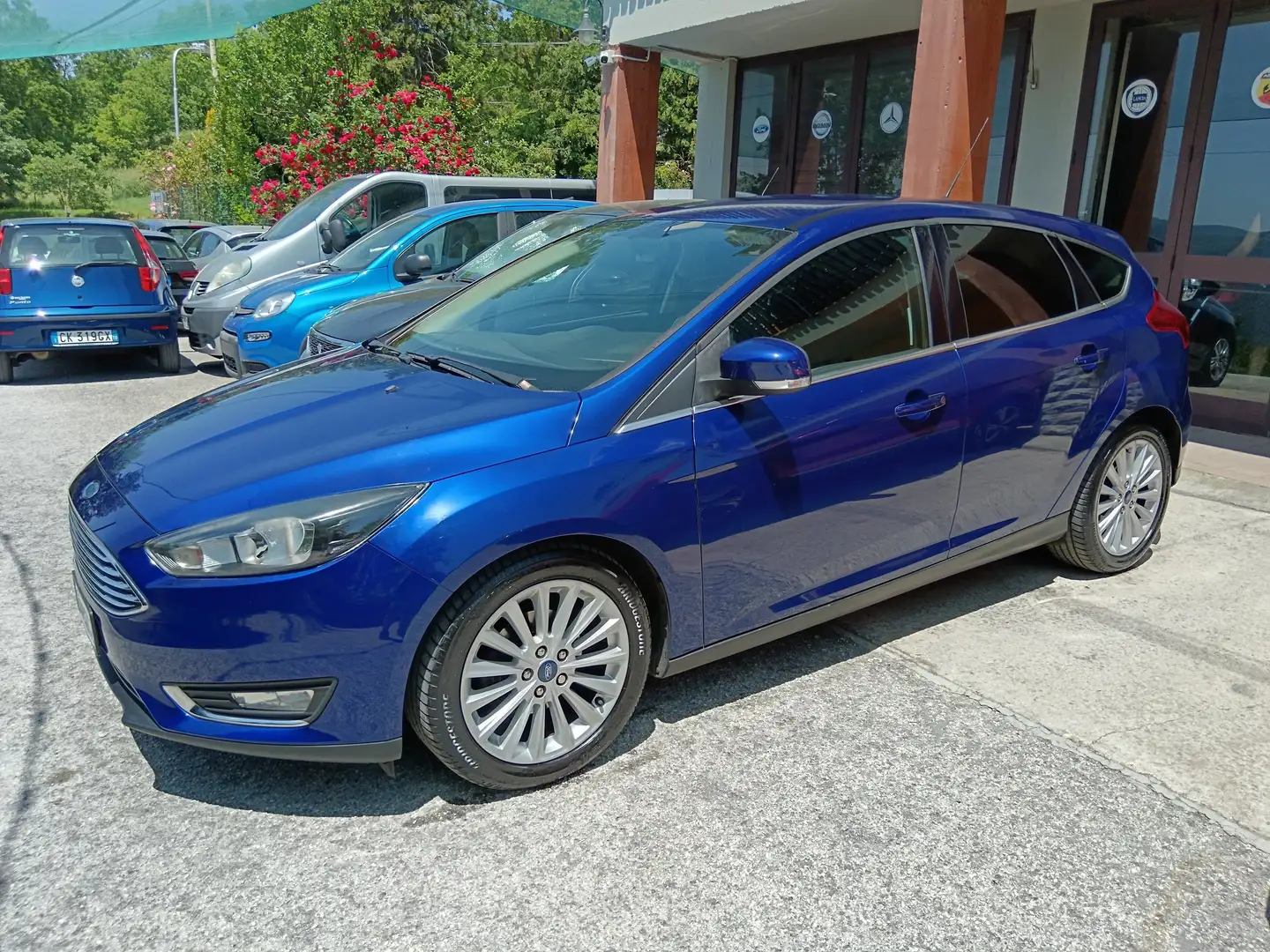 Ford Focus 1.5 TDCI 120CV TITANIUM UNICOPROPRIETARIO Blau - 2