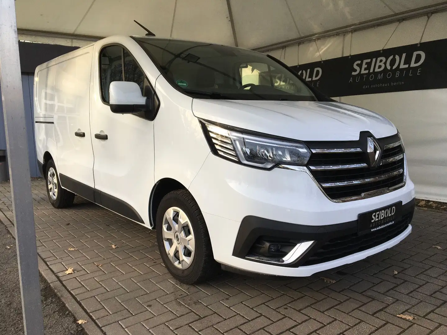 Renault Trafic Kasten L1H1 3,0t dCi 150 Komfort Autom Weiß - 2