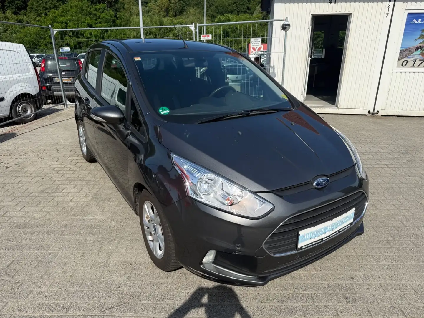 Ford B-Max B-MAX Sync Edition Grau - 2