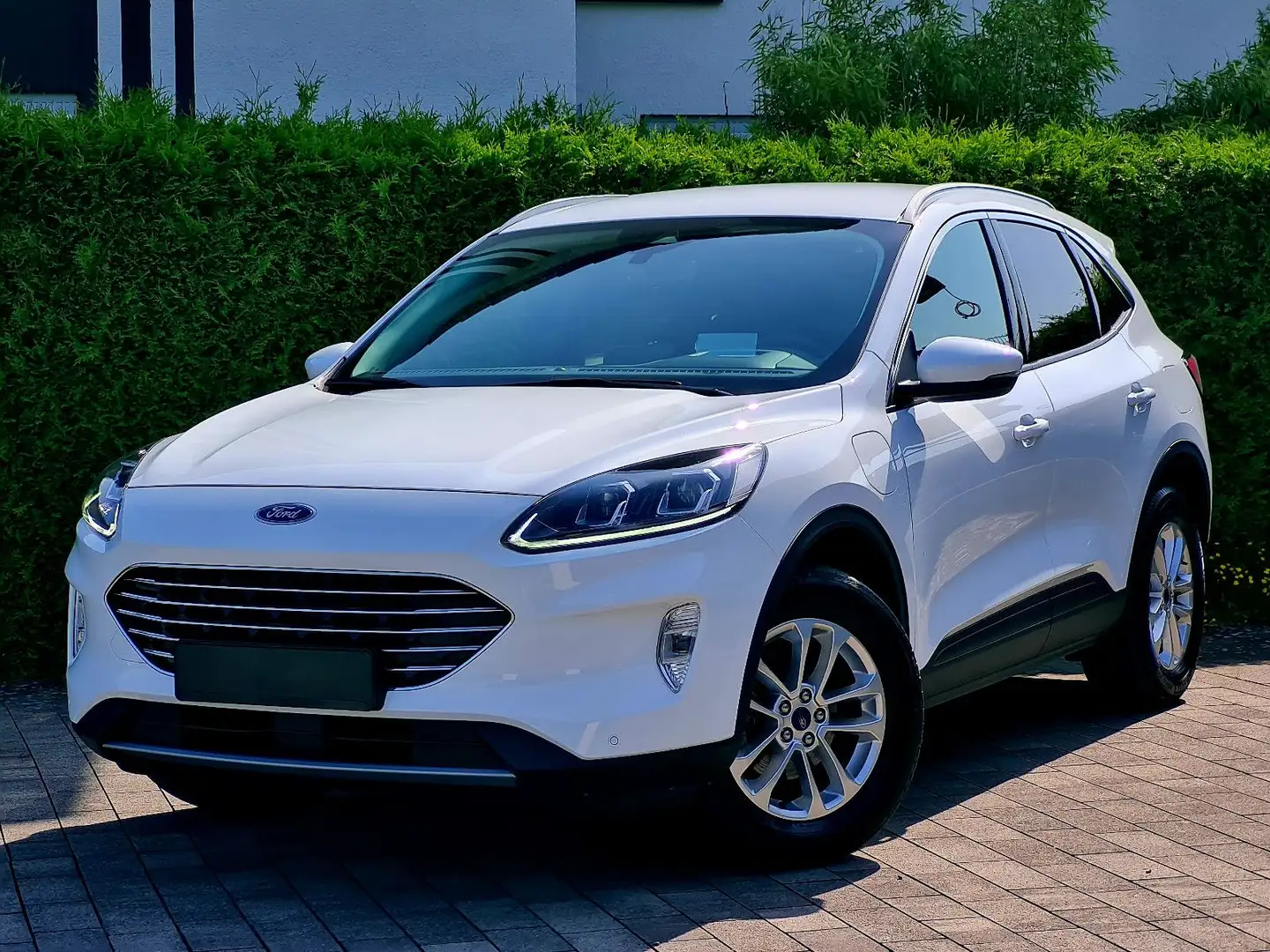 Ford Kuga 2.5 Duratec PHEV Titanium CVT Blanc - 1