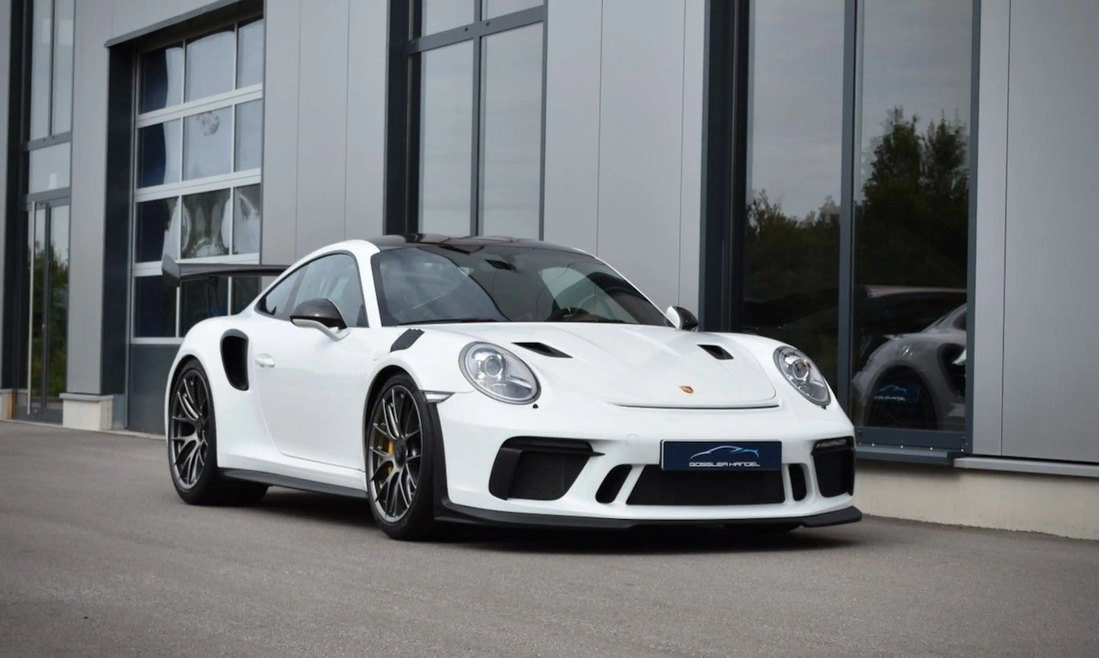 Porsche 911 GT3 RS BOSE NAVI CLUBSPORT WEISSACH PCCB — photo 3