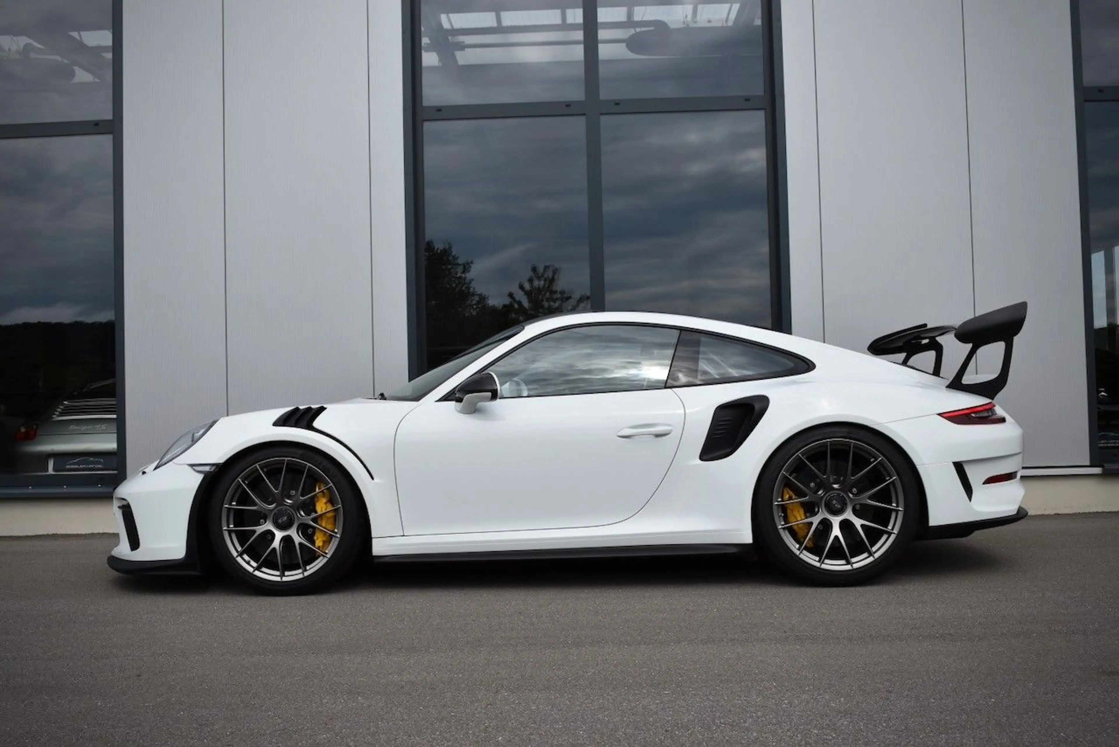 Porsche 911 GT3 RS BOSE NAVI CLUBSPORT WEISSACH PCCB — photo 7