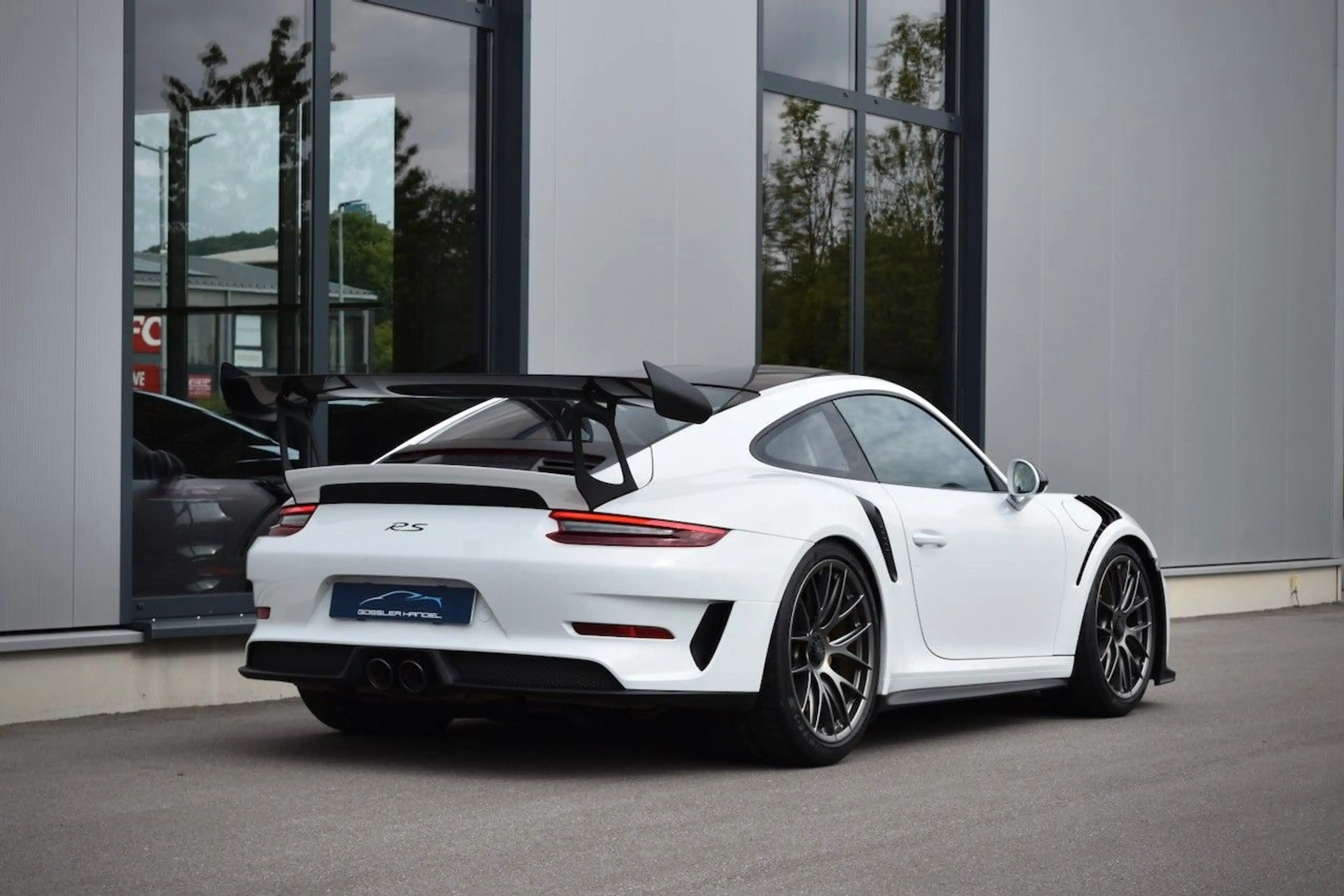 Porsche 911 GT3 RS BOSE NAVI CLUBSPORT WEISSACH PCCB — photo 11