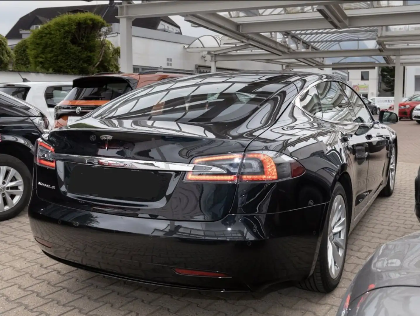 Tesla Model S Model S 75 Schwarz - 2