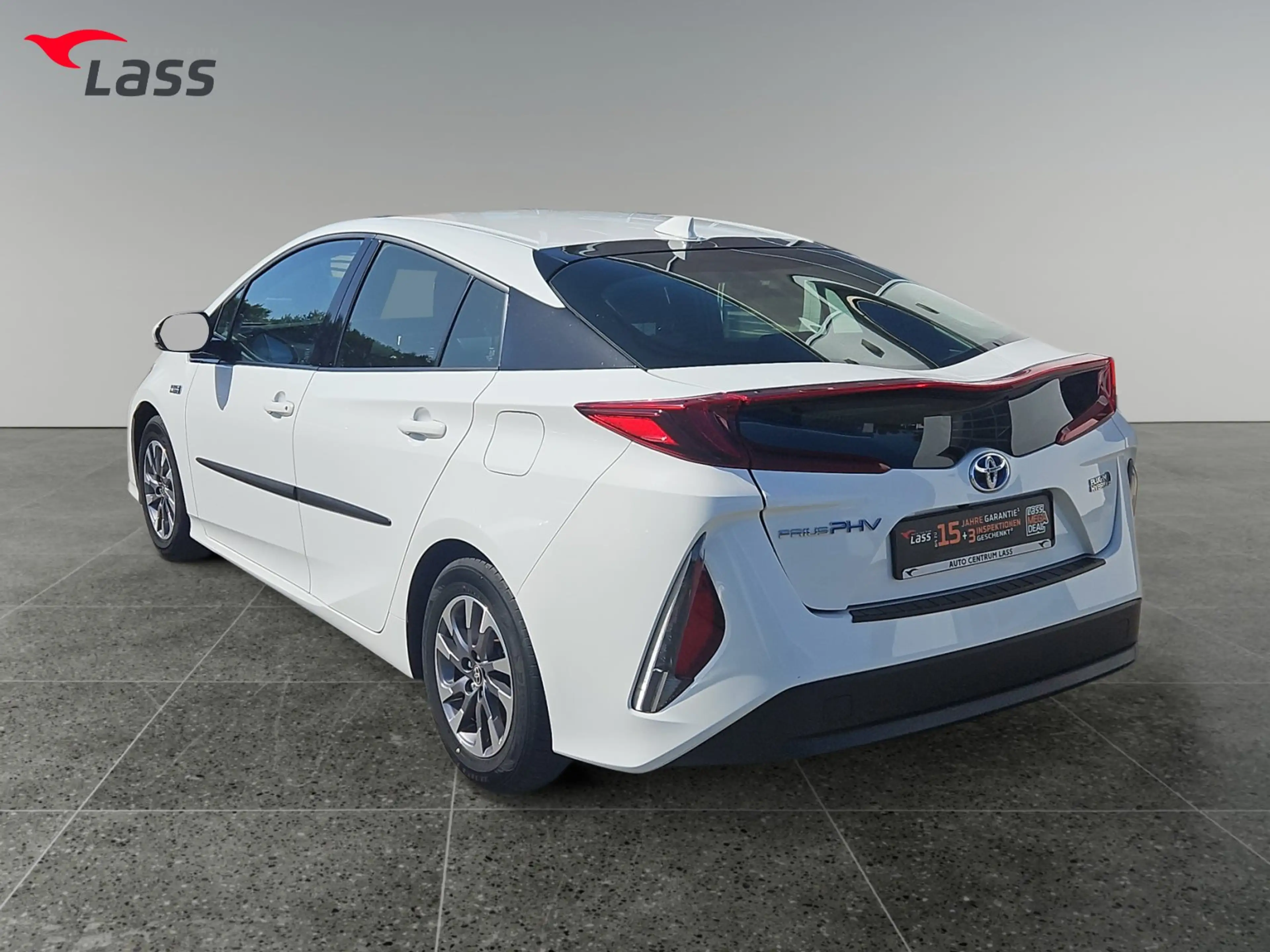 Toyota Prius PLUG-IN HYBRID Alu Spurhalte, Navigation — photo 4