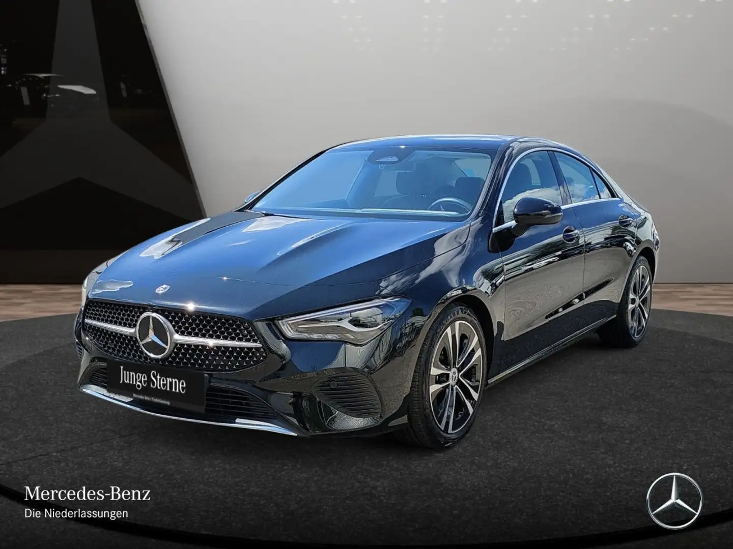 Mercedes-Benz CLA 180 PROGRESSIVE+LED+KAMERA+7G Zwart - 2