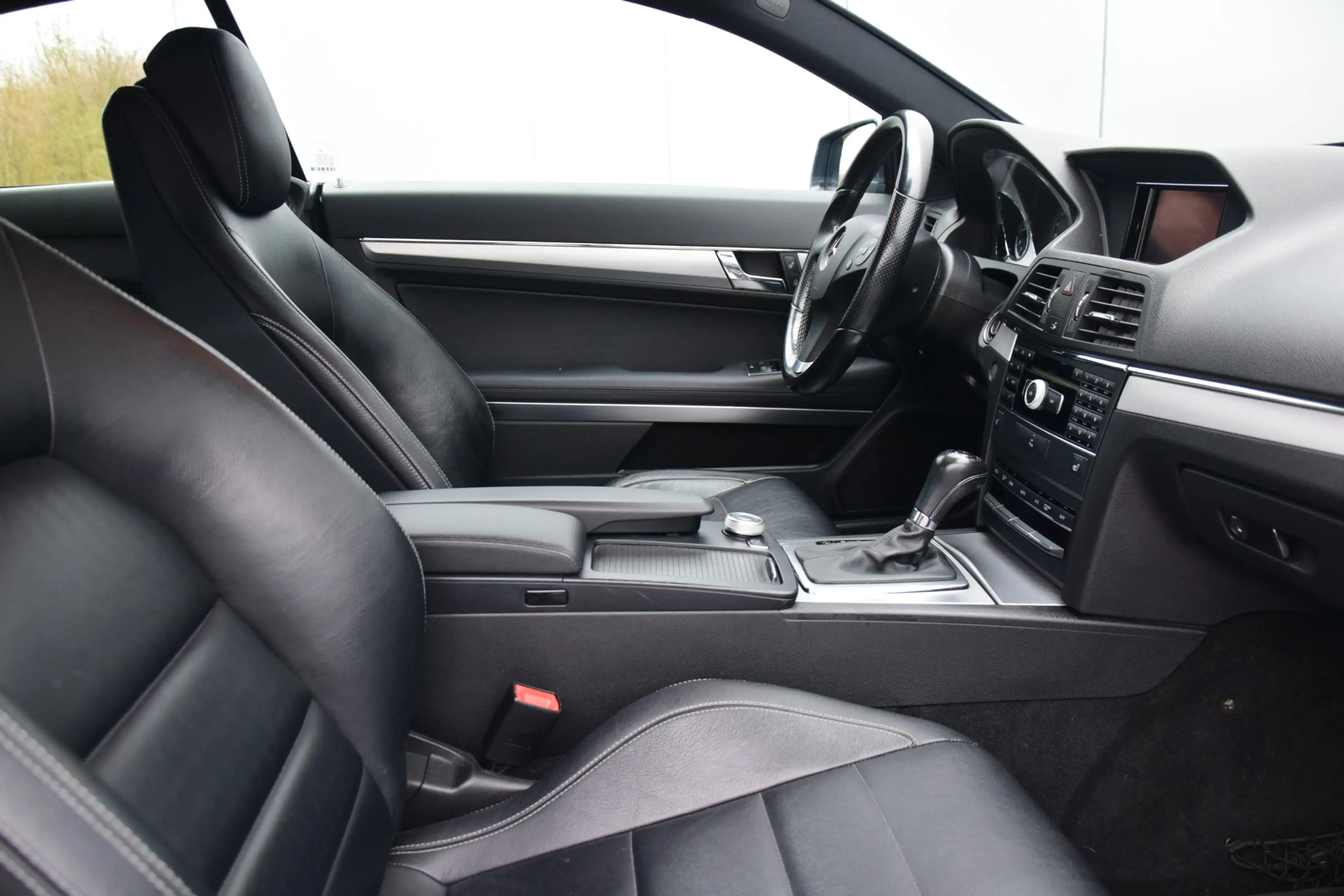 Mercedes-Benz E 250 Coupé CGI Elegance Bi-Xenon Leer/Verwarmd Navi Pdc — photo 11