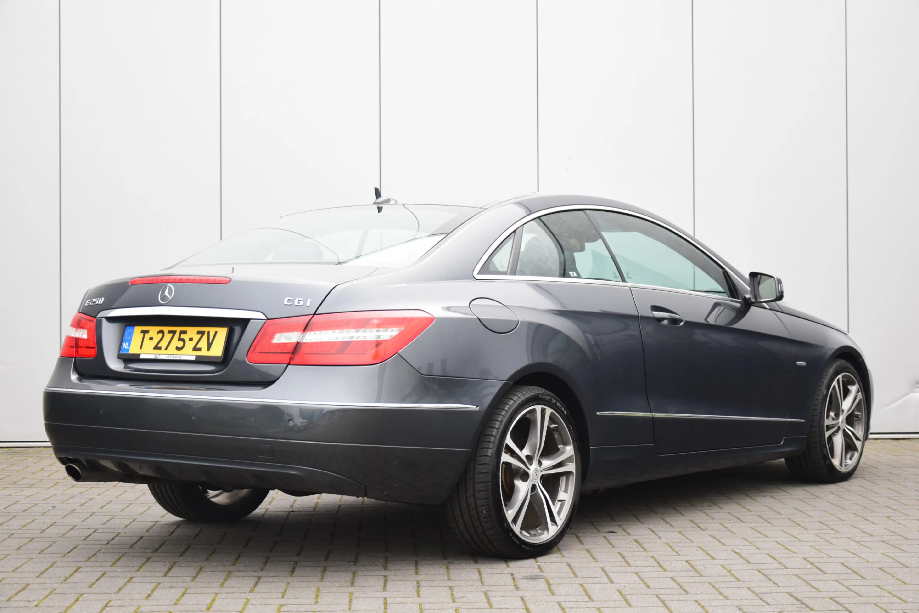 Mercedes-Benz E 250 Coupé CGI Elegance Bi-Xenon Leer/Verwarmd Navi Pdc — photo 4