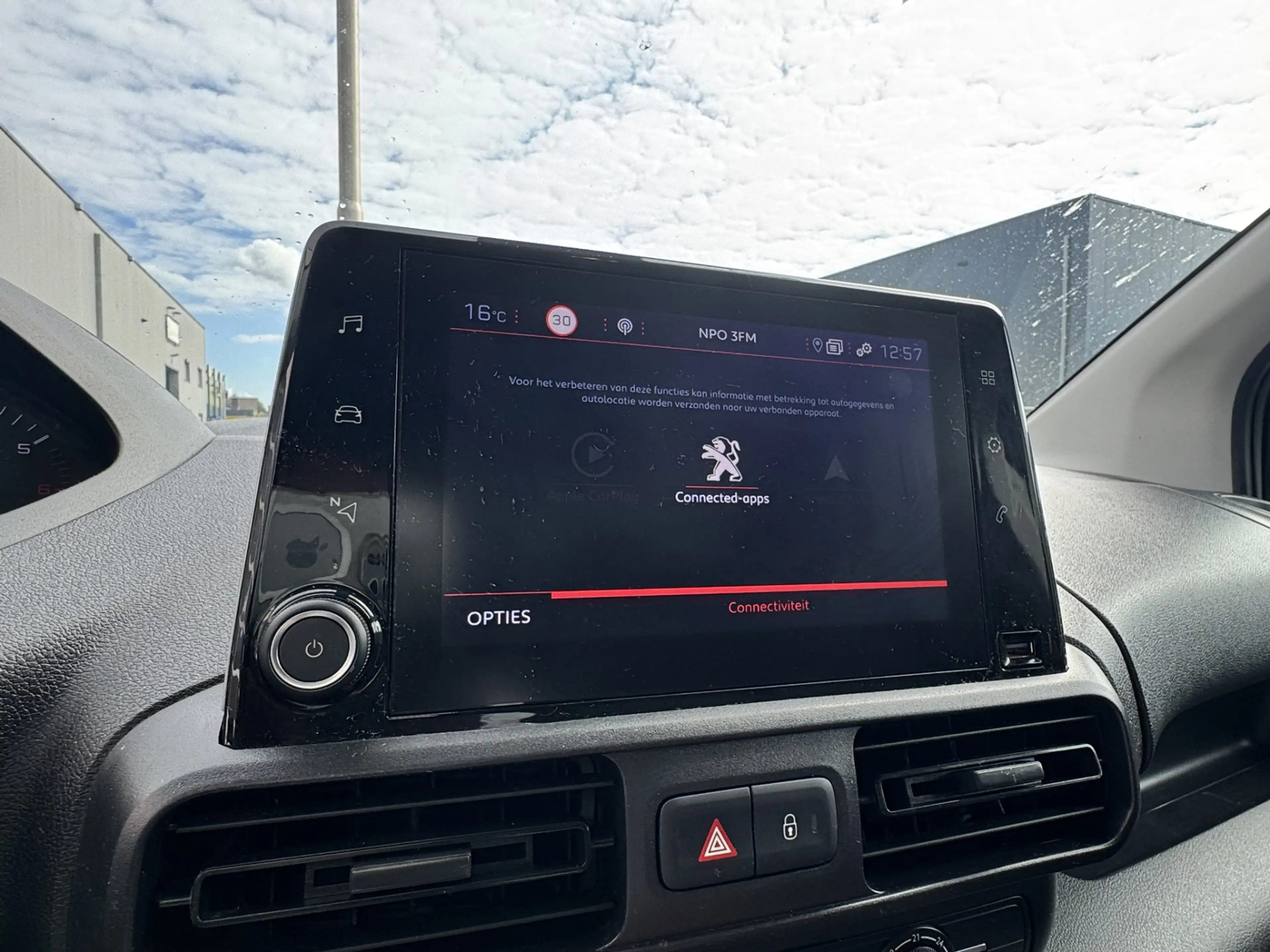 Peugeot Partner 1.5 BlueHDI Premium*Navi*Camera*EXPORT* — photo 17