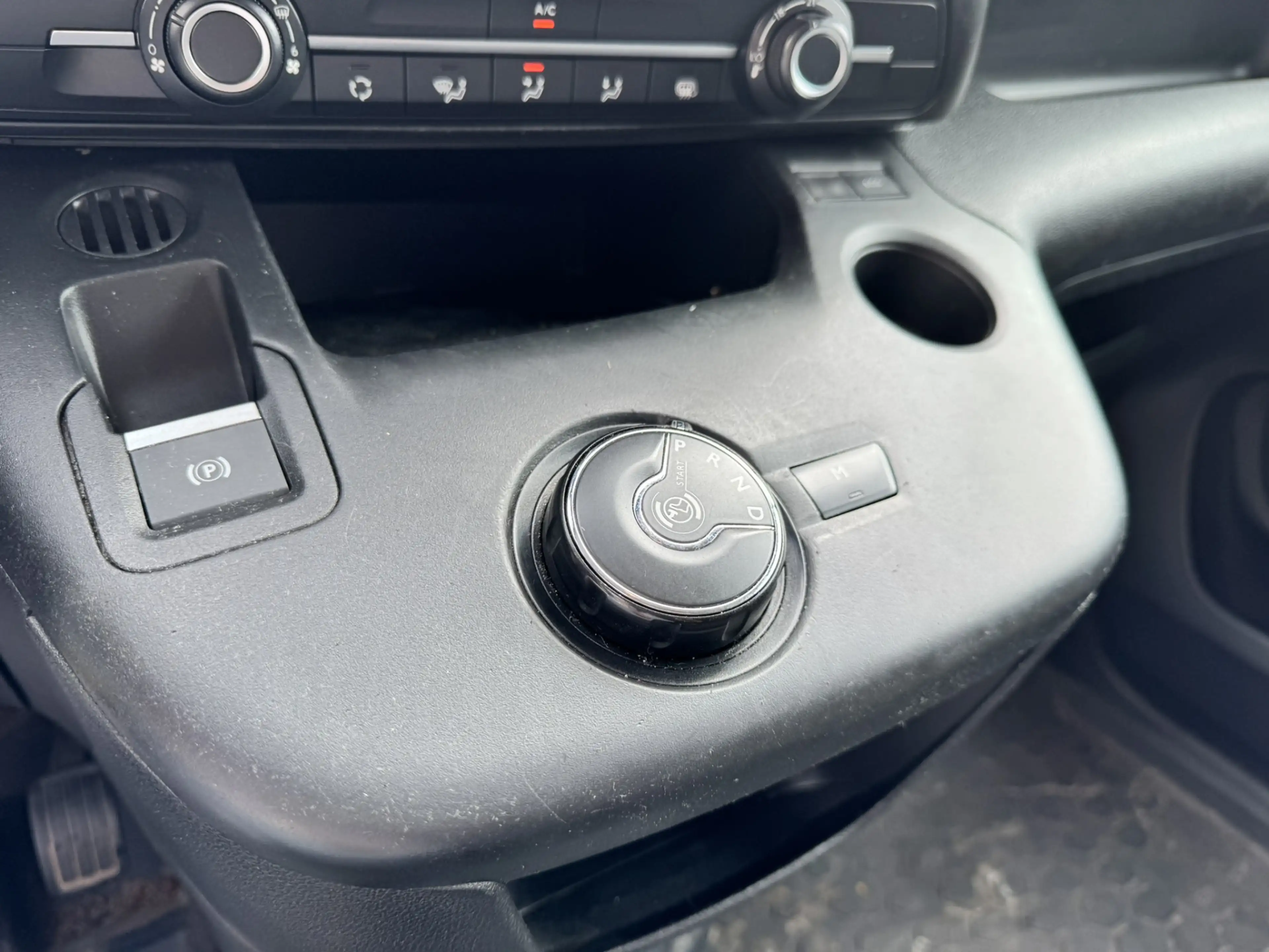 Peugeot Partner 1.5 BlueHDI Premium*Navi*Camera*EXPORT* — photo 8