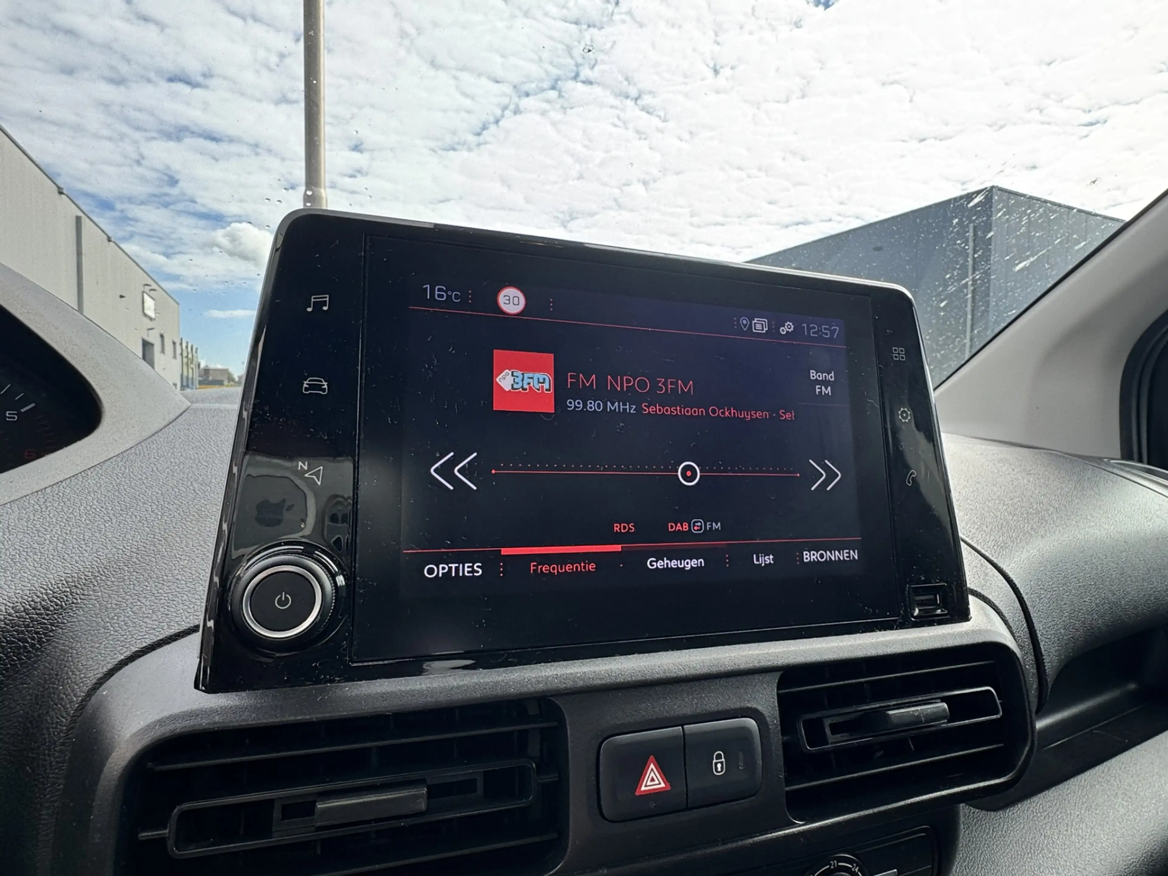 Peugeot Partner 1.5 BlueHDI Premium*Navi*Camera*EXPORT* — photo 16