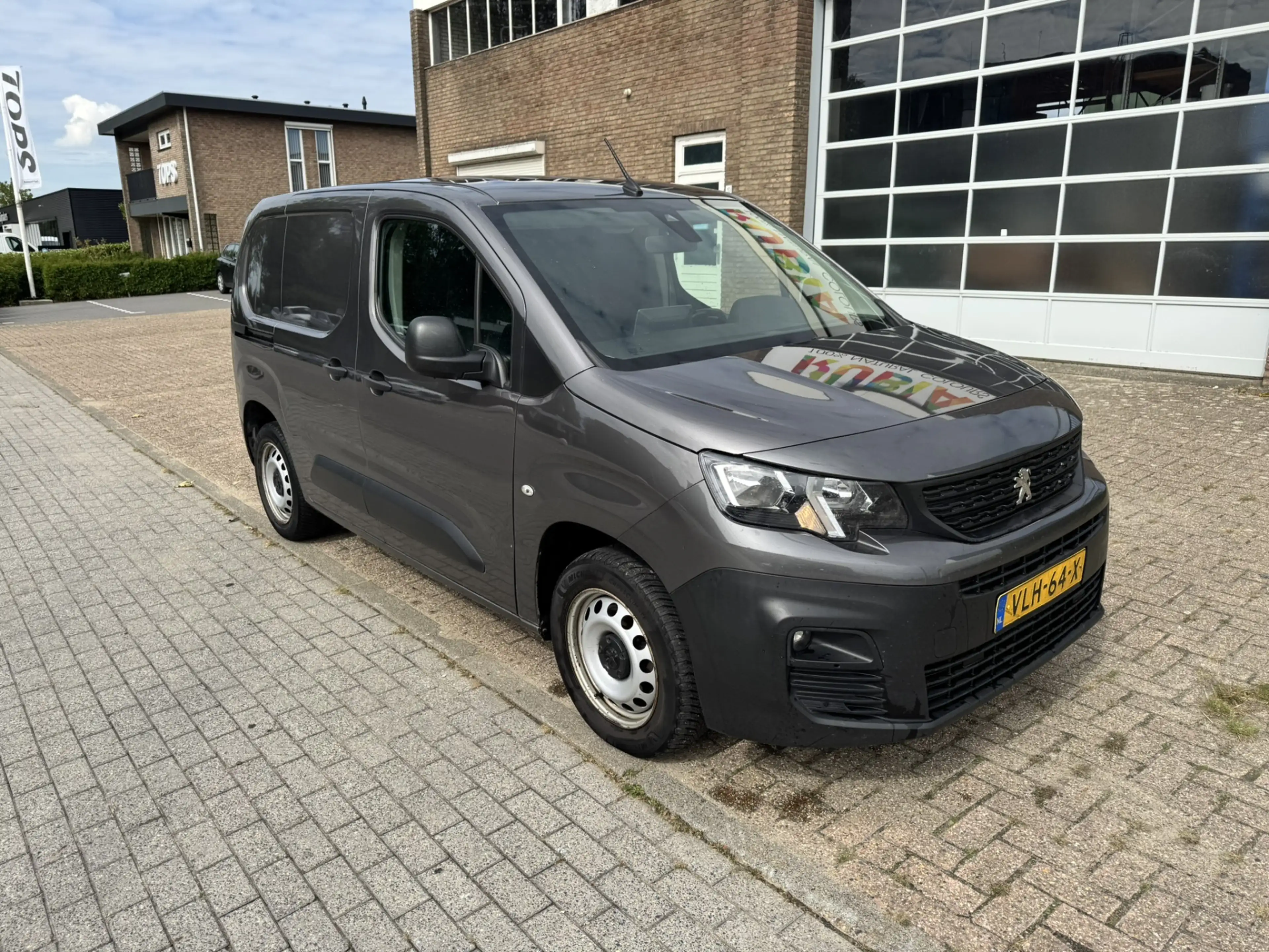 Peugeot Partner 1.5 BlueHDI Premium*Navi*Camera*EXPORT* — photo 3