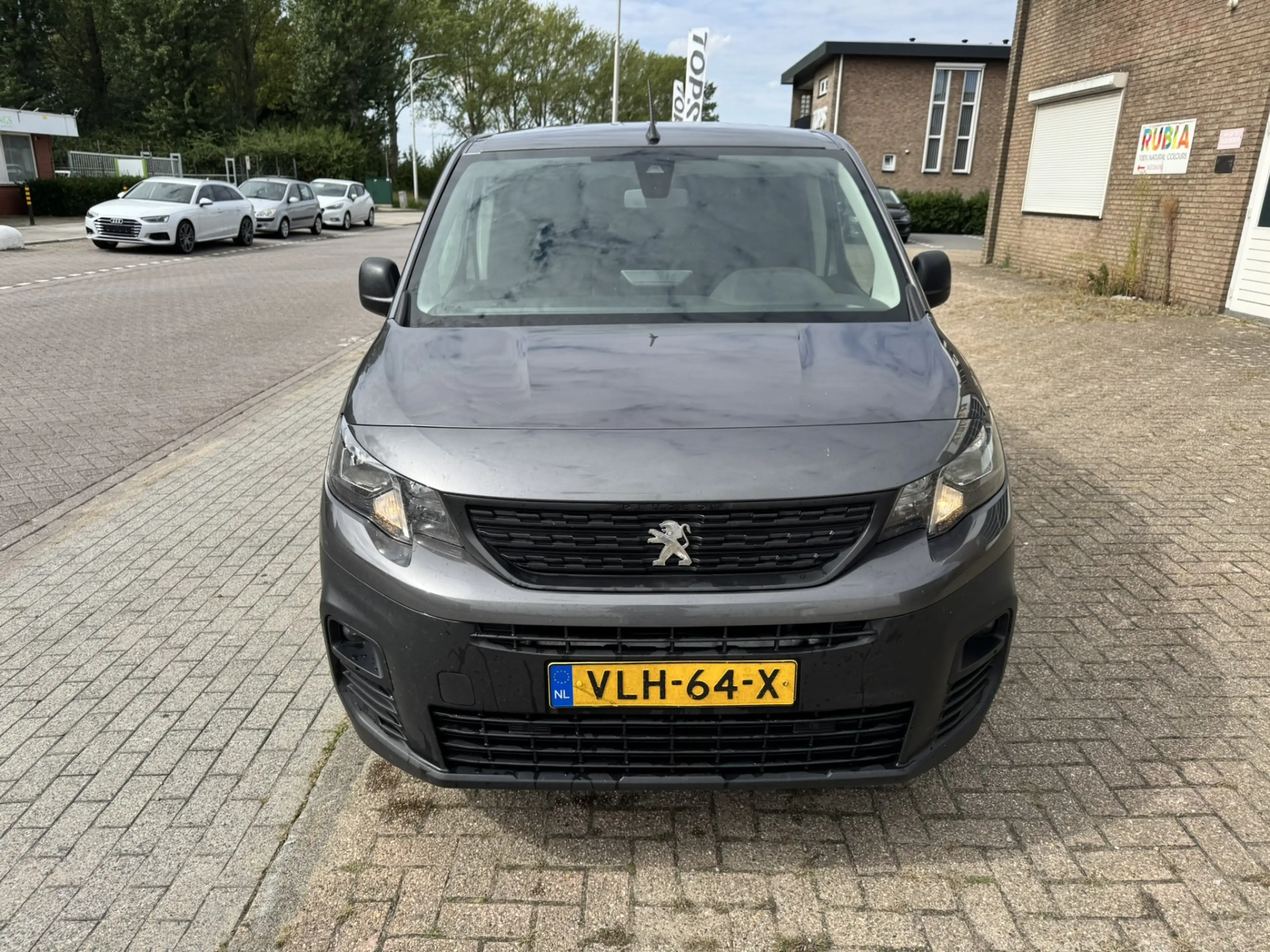 Peugeot Partner 1.5 BlueHDI Premium*Navi*Camera*EXPORT* — photo 2
