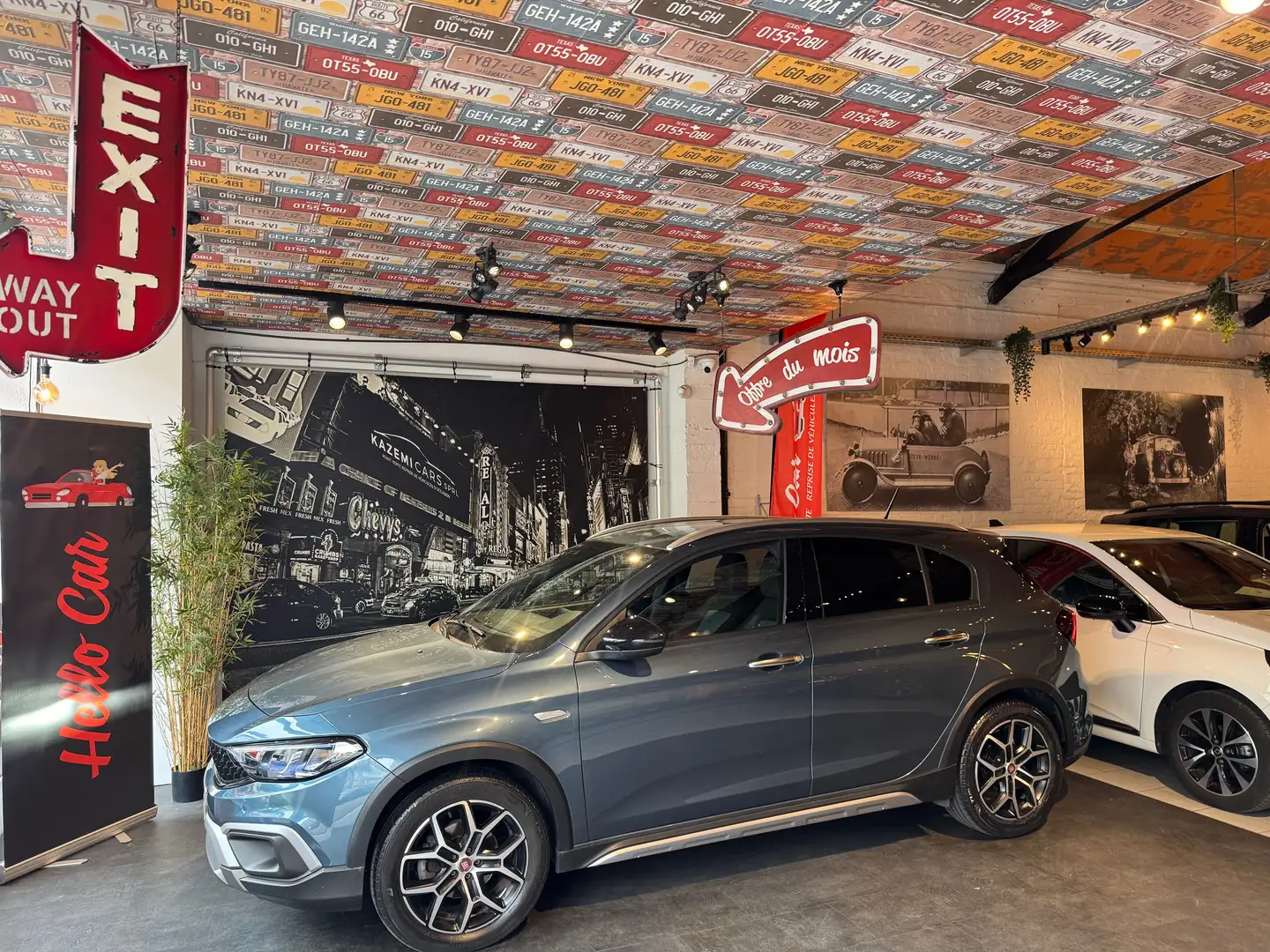 Fiat Tipo 1.0 T Cross * CAMERA * JANTES 17" * SIEGES CHAUFF Bleu - 1