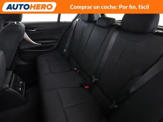 BMW 1 Series view 15