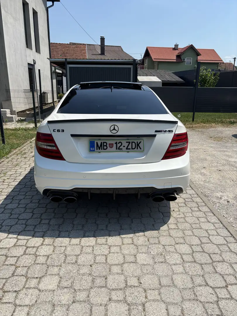 Mercedes-Benz C 63 AMG Coupe SPEEDSHIFT MCT - 2
