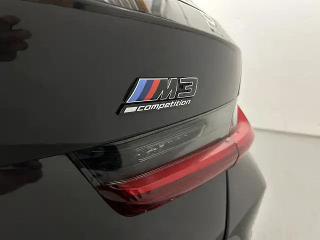 BMW M3 Competition M xDrive *Innovationspaket* *Harmam Kardon* Ansicht 21