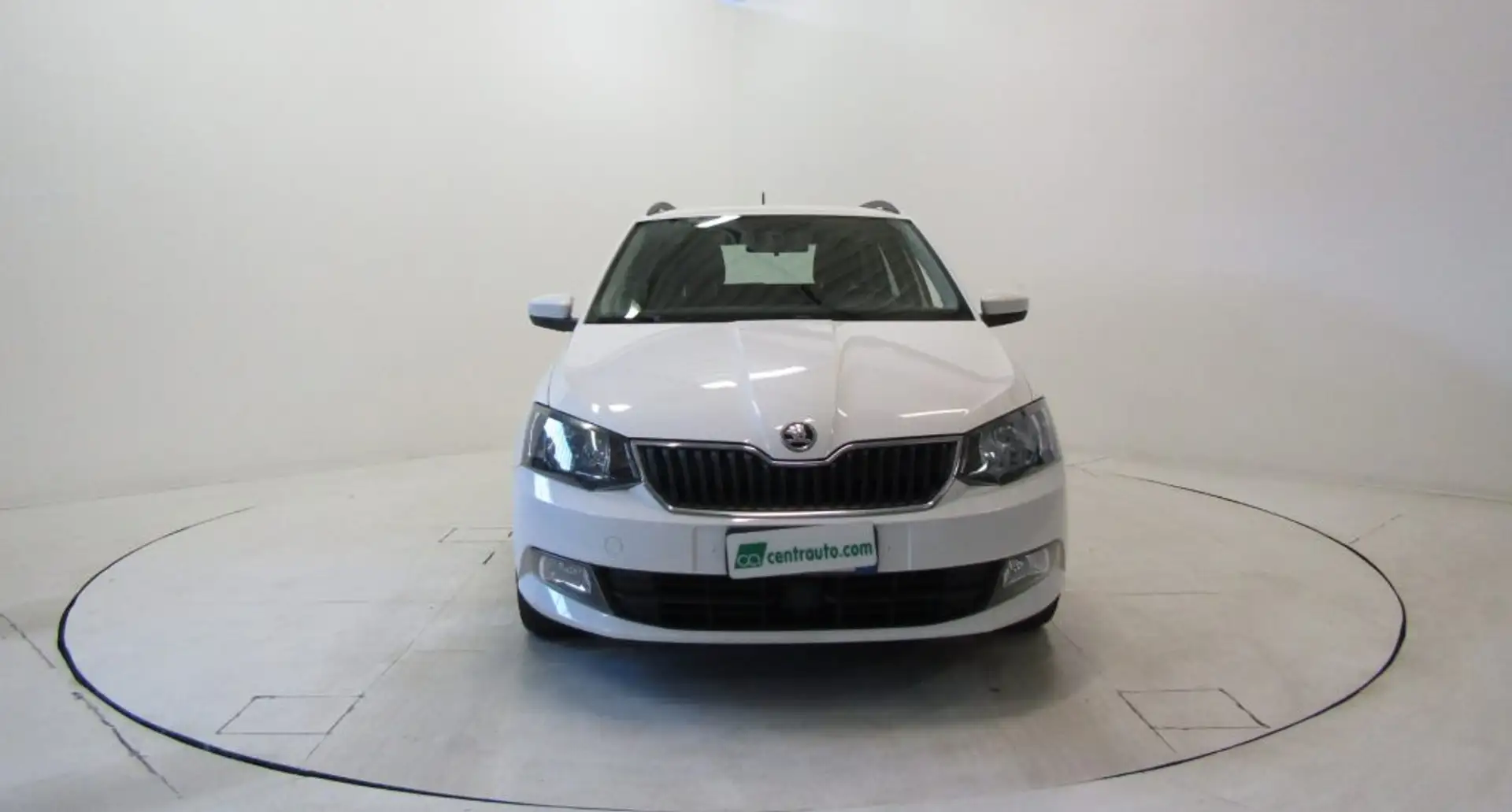 Skoda Fabia 1.4 TDI Wagon Active N1 * AUTOCARRO * 4 POSTI * Bianco - 2