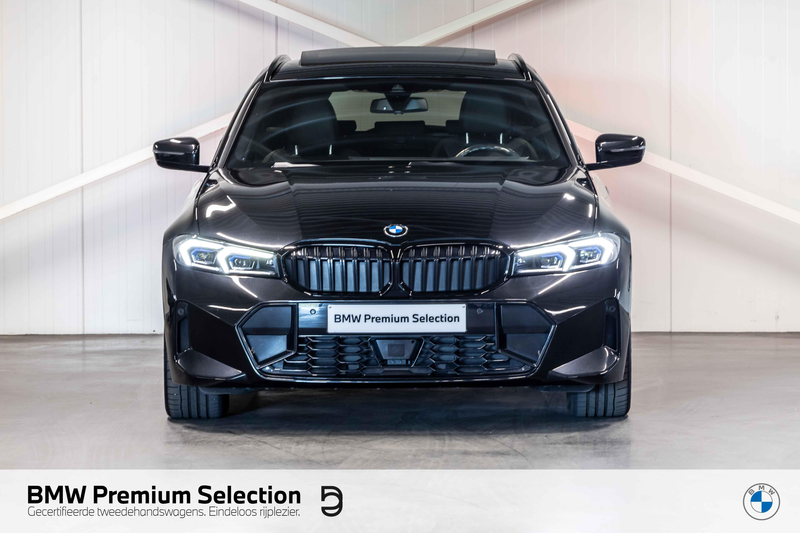 BMW 320 320i Touring M Sport | TOWB| PANO — photo 2