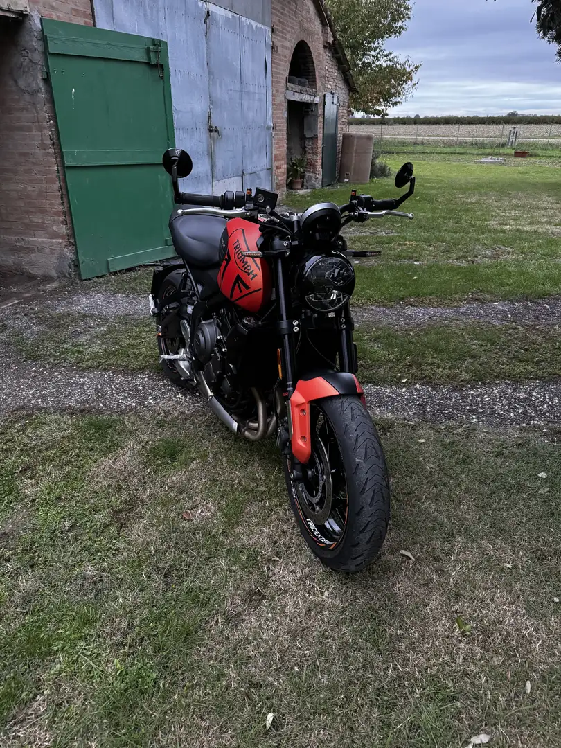 Triumph Trident 660 arancione Portocaliu - 1