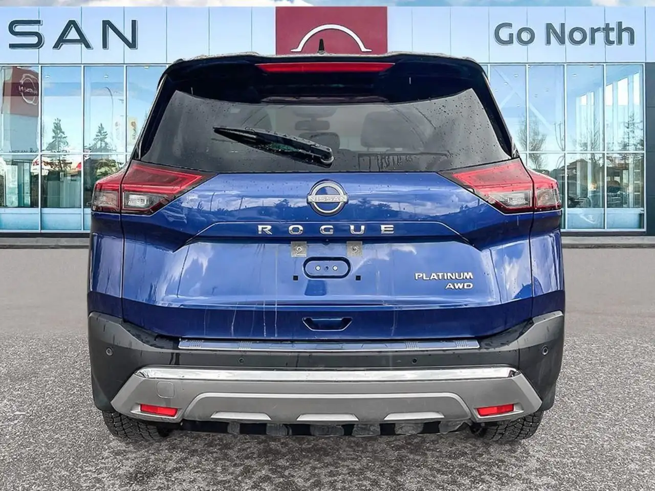 Nissan Rogue снимка Nissan Rogue