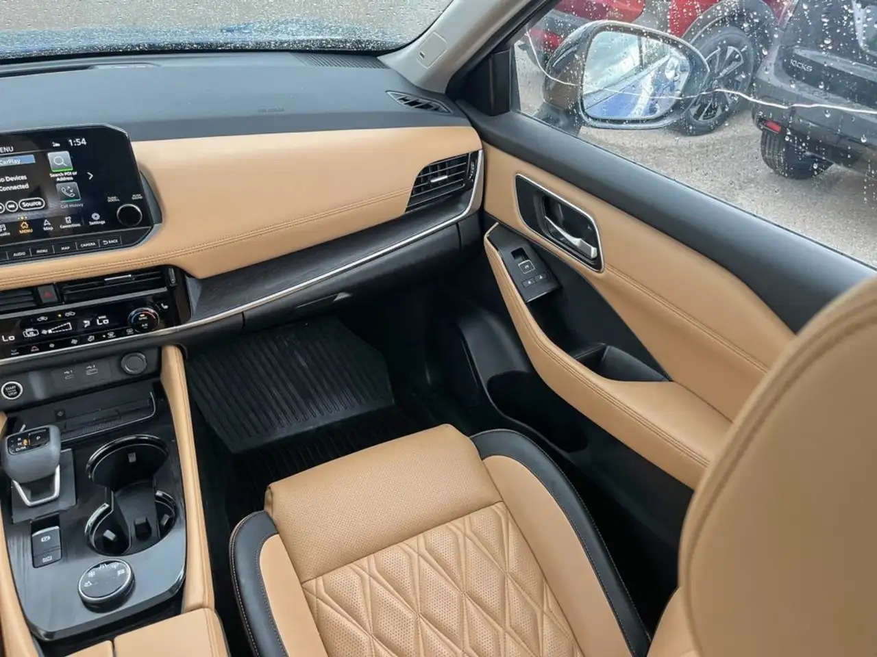 Nissan Rogue снимка Nissan Rogue