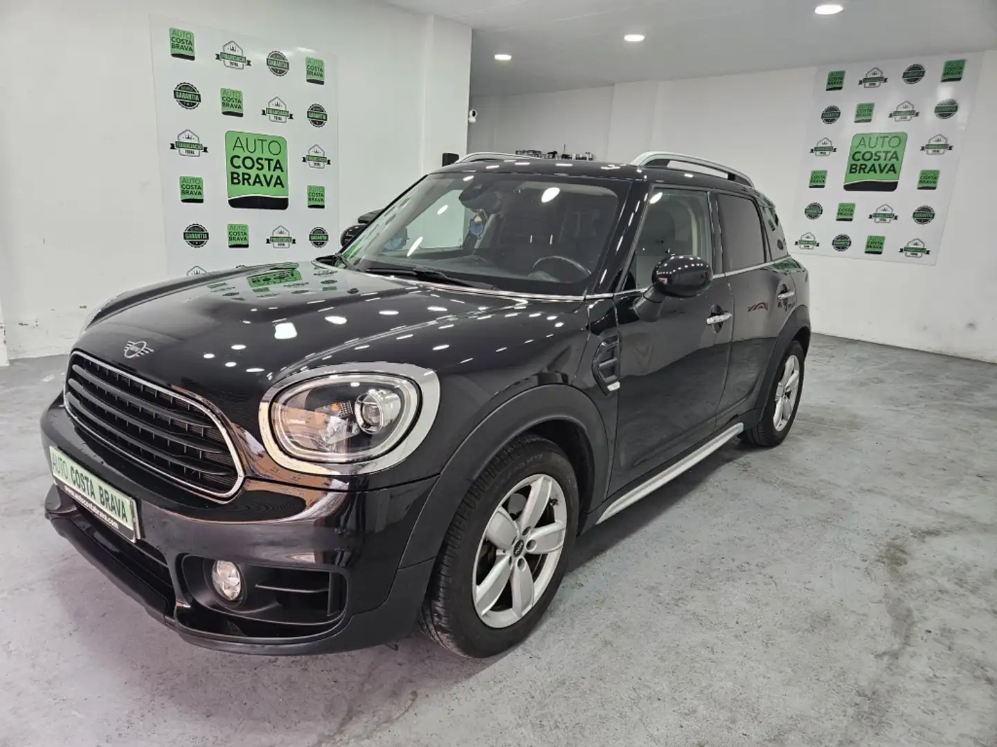 MINI Cooper Countryman AUT. Negro - 1