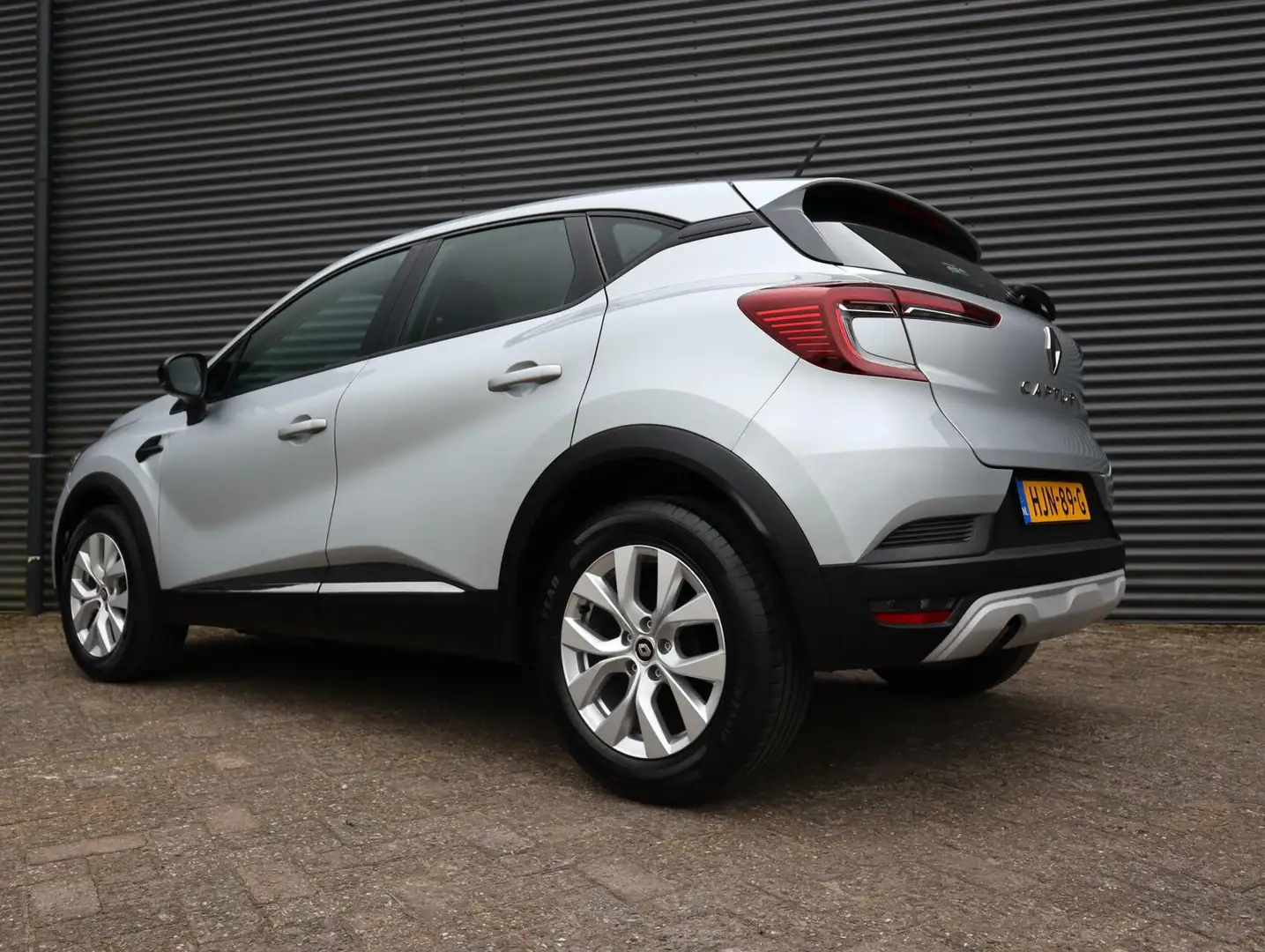 Renault Captur 1.0 TCe 100pk Business Zen (Vol-Opties!) Gris - 2