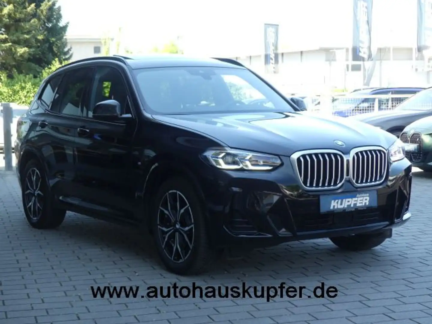 BMW X3 xDrive 30i M Sportpaket PANO°Laser°ACC°AHK° Schwarz - 2