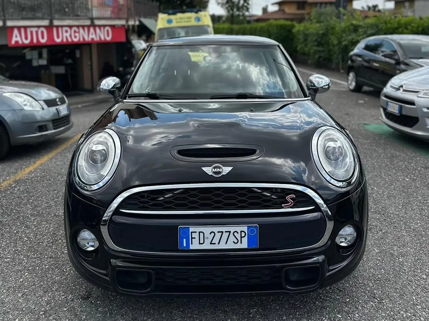 MINI Cooper SD Mini 2.0 Cooper SD Hype 3p auto Negro - 2